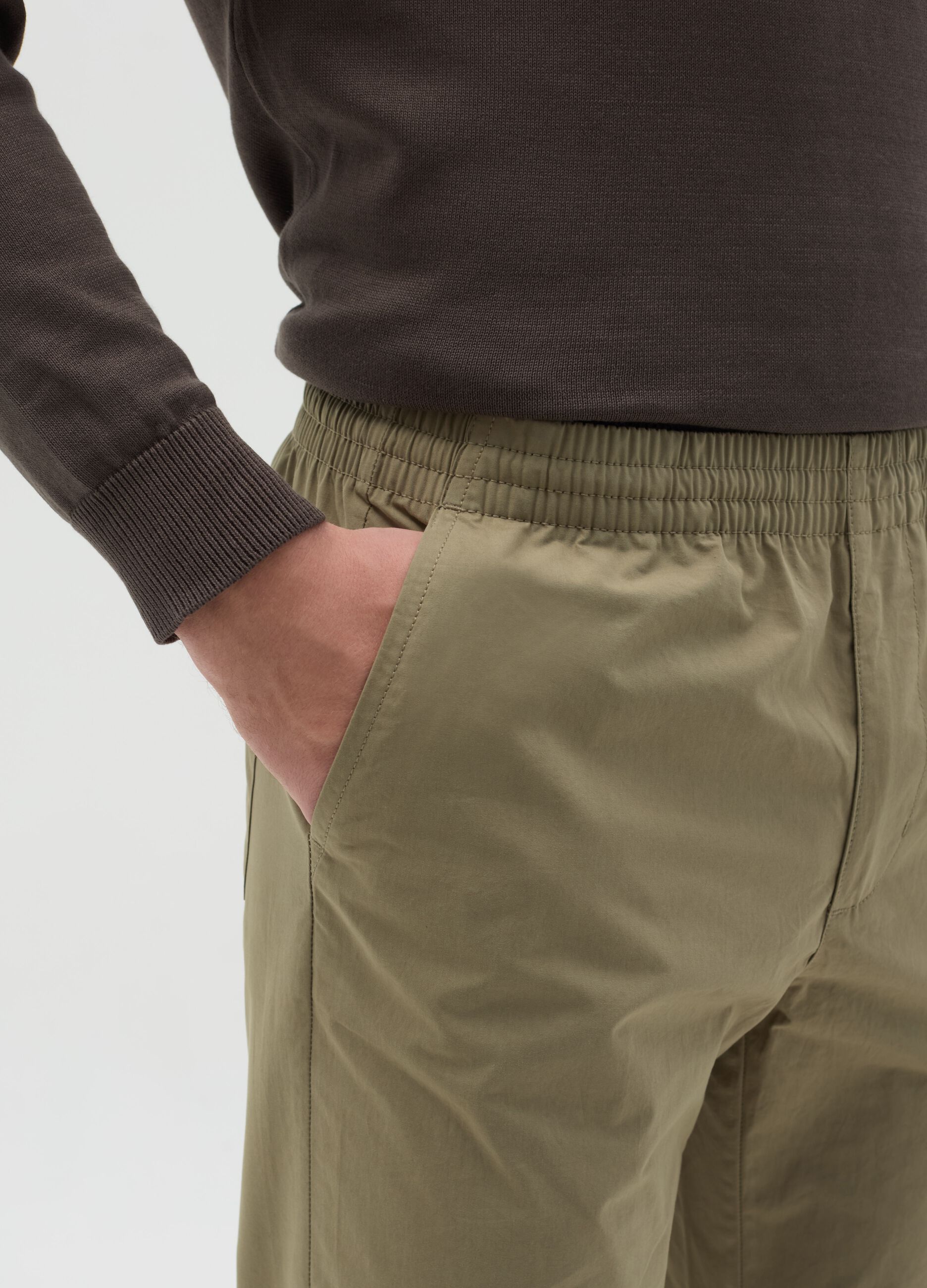 Chino joggers in cotton