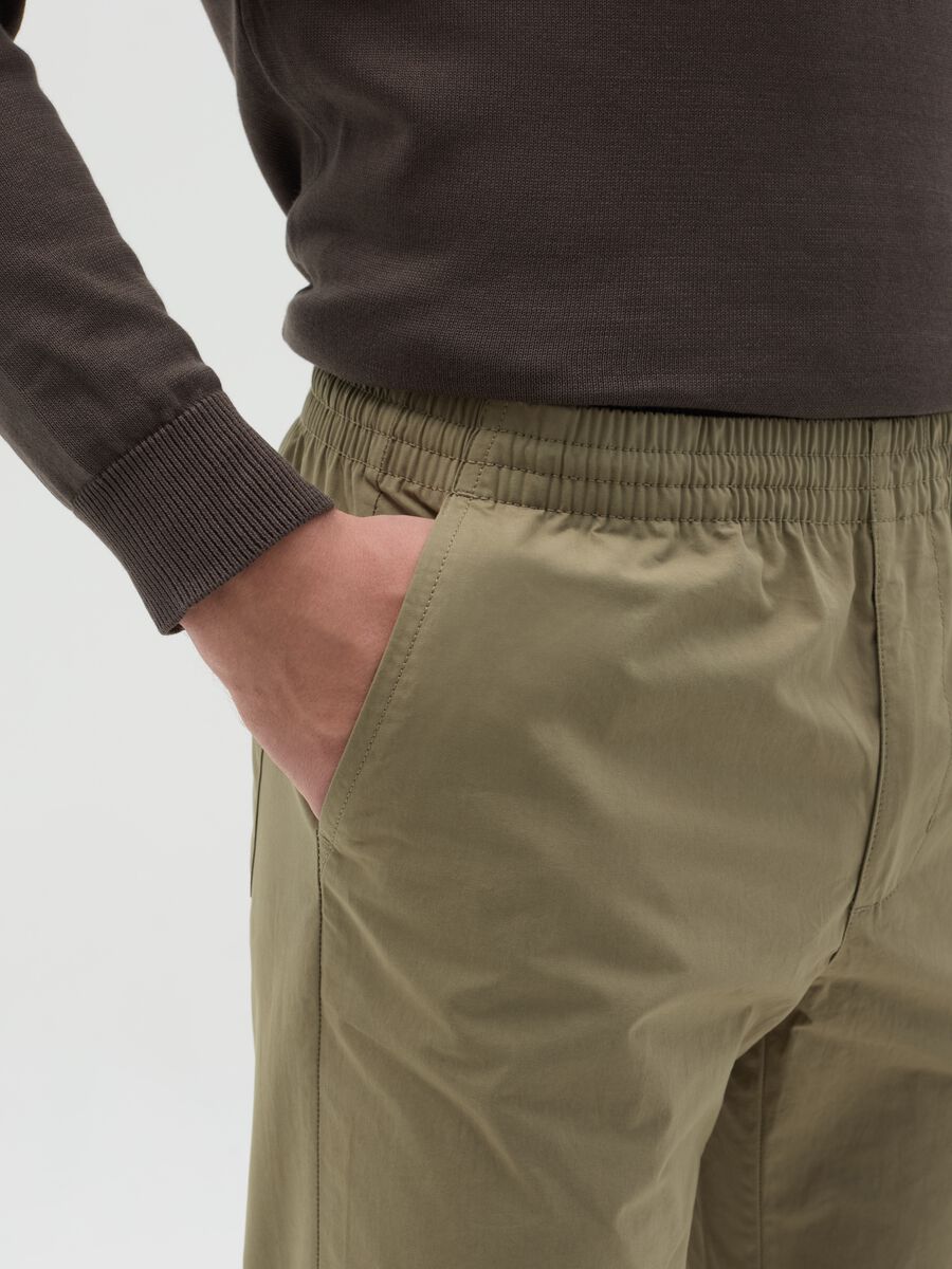 Chino joggers in cotton_2