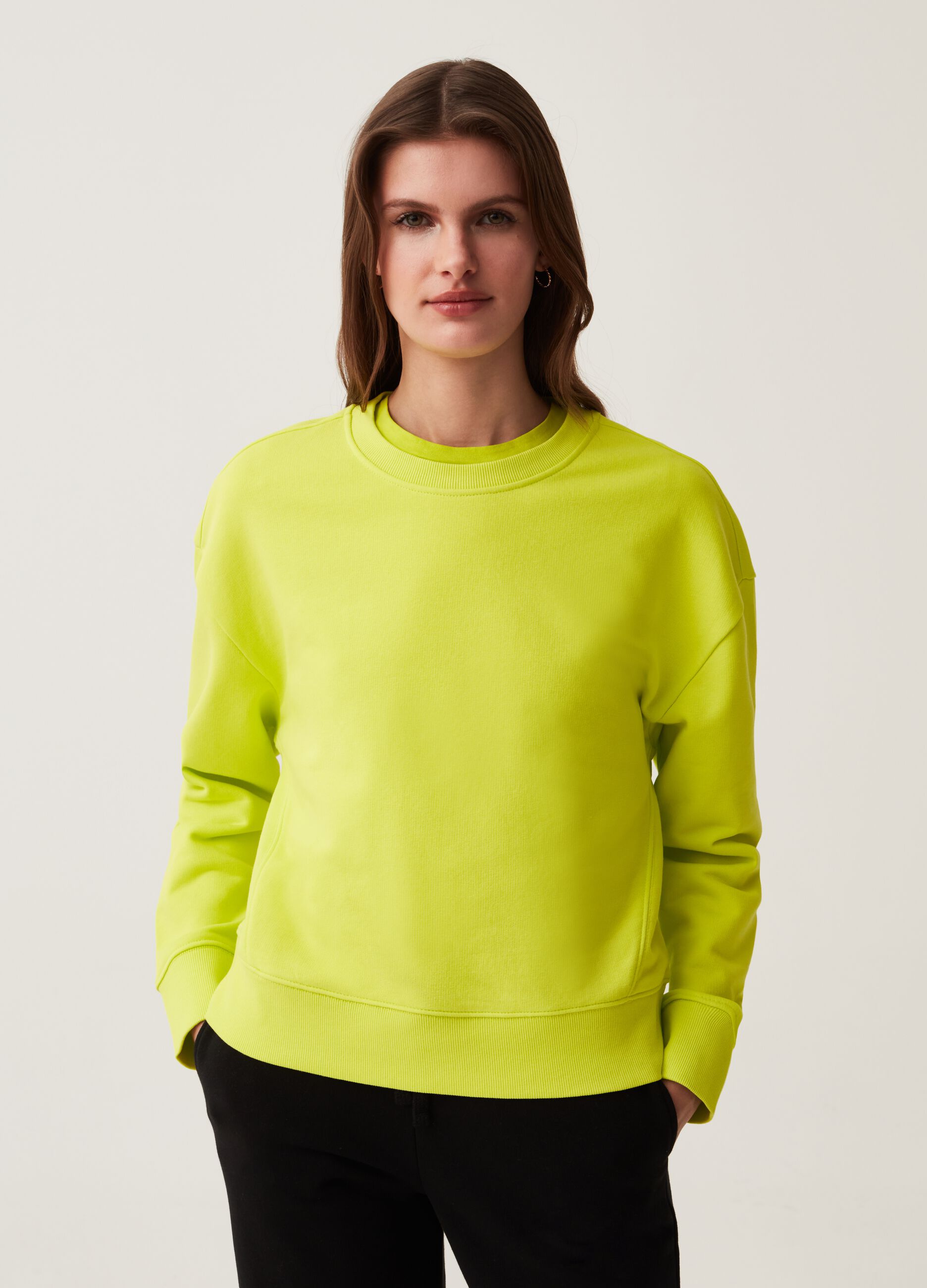 Fitness solid colour sweatshirt with round neck