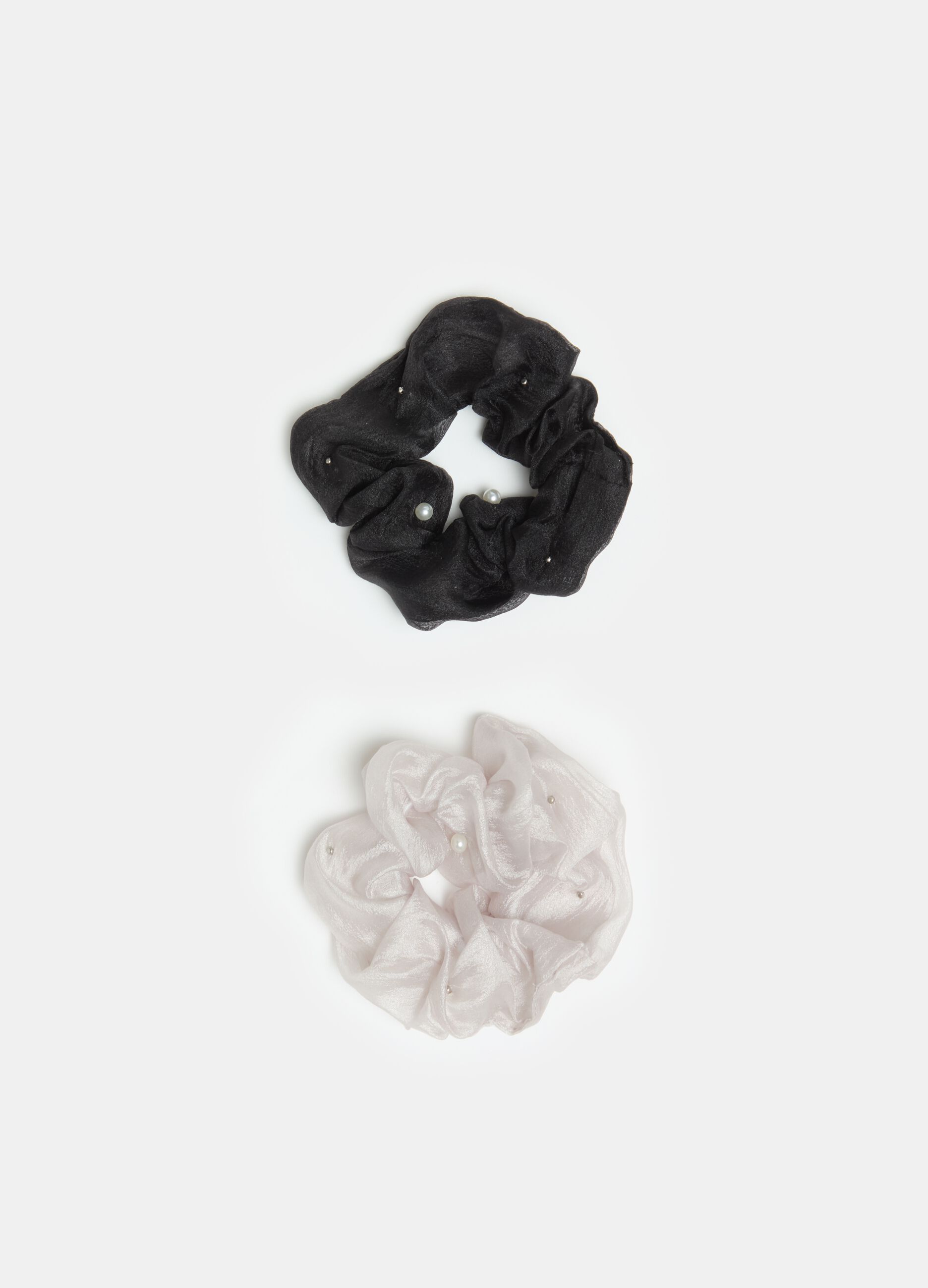 Two-pack hair scrunchies with pearls