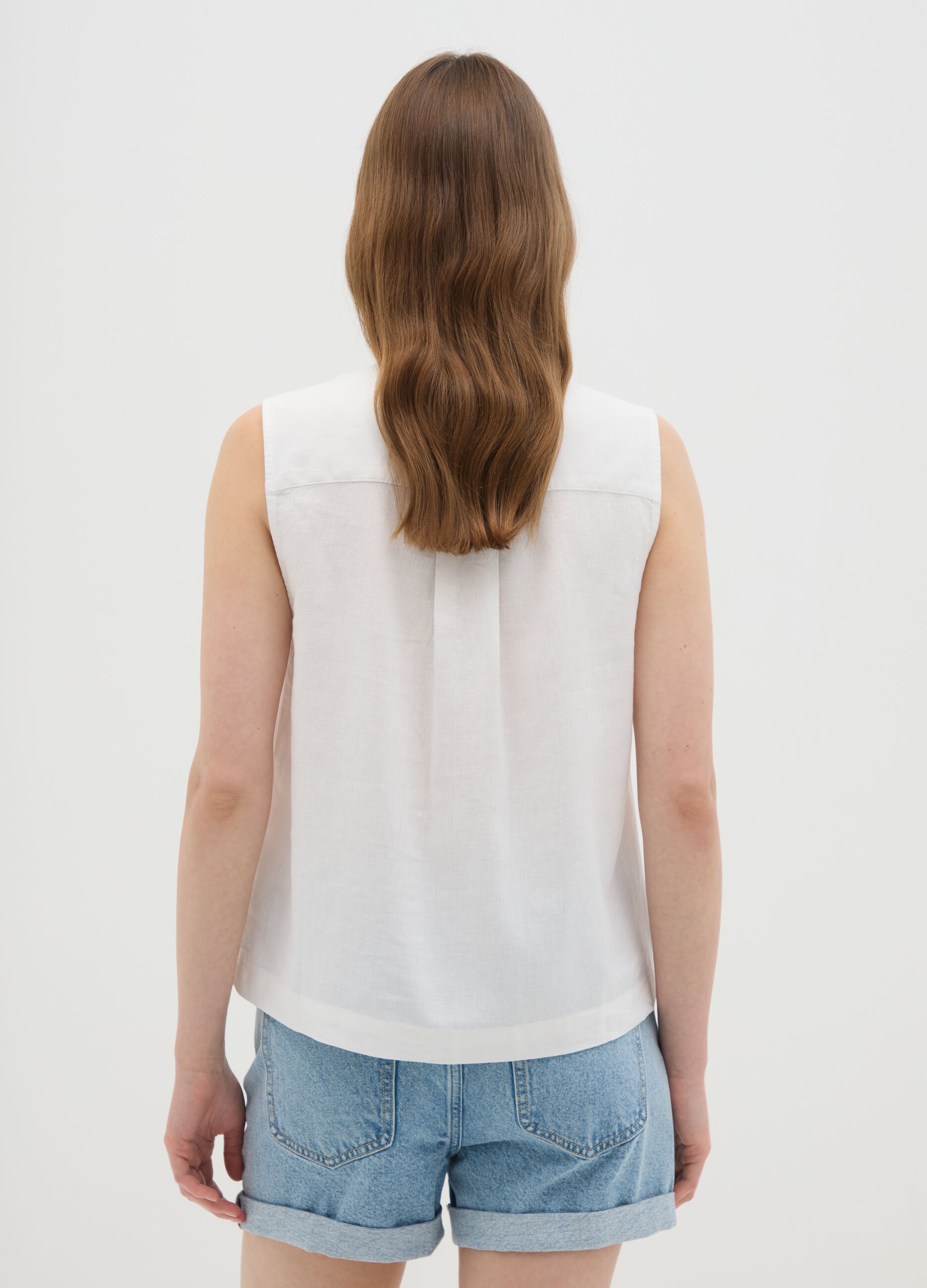 Women's Sleeveless White Linen Blend Shirt Regular Fit