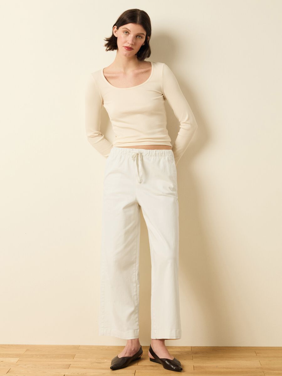 Wide-leg trousers in stretch cotton_1