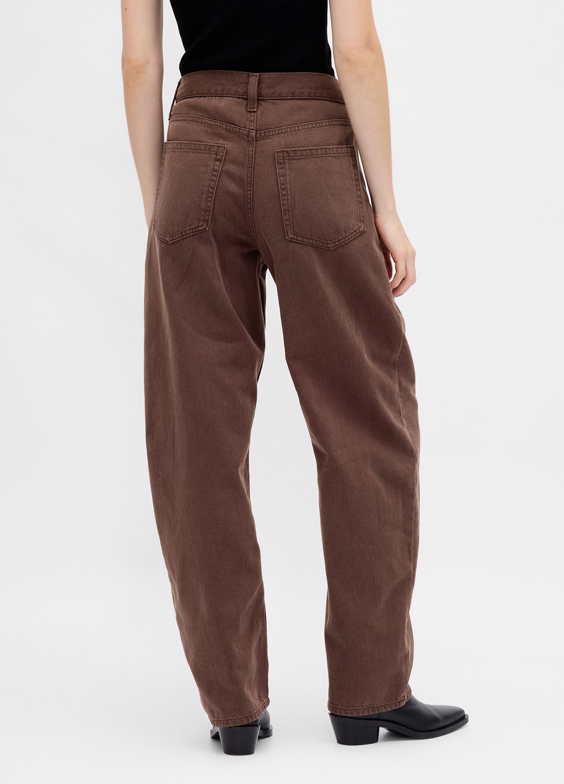 Brown jeans made of cotton and lyocell