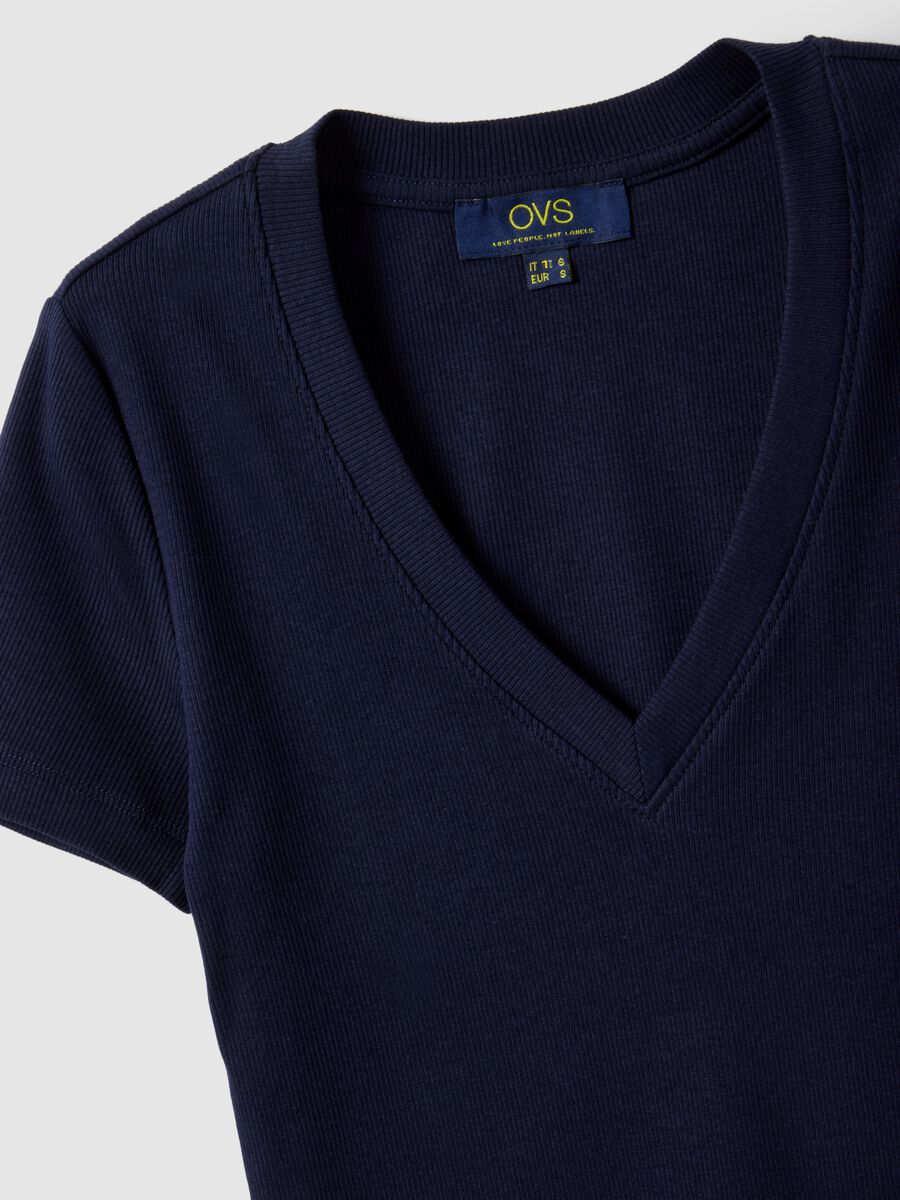 Blue stretch cotton T-shirt with deep V-neck regular fit_5