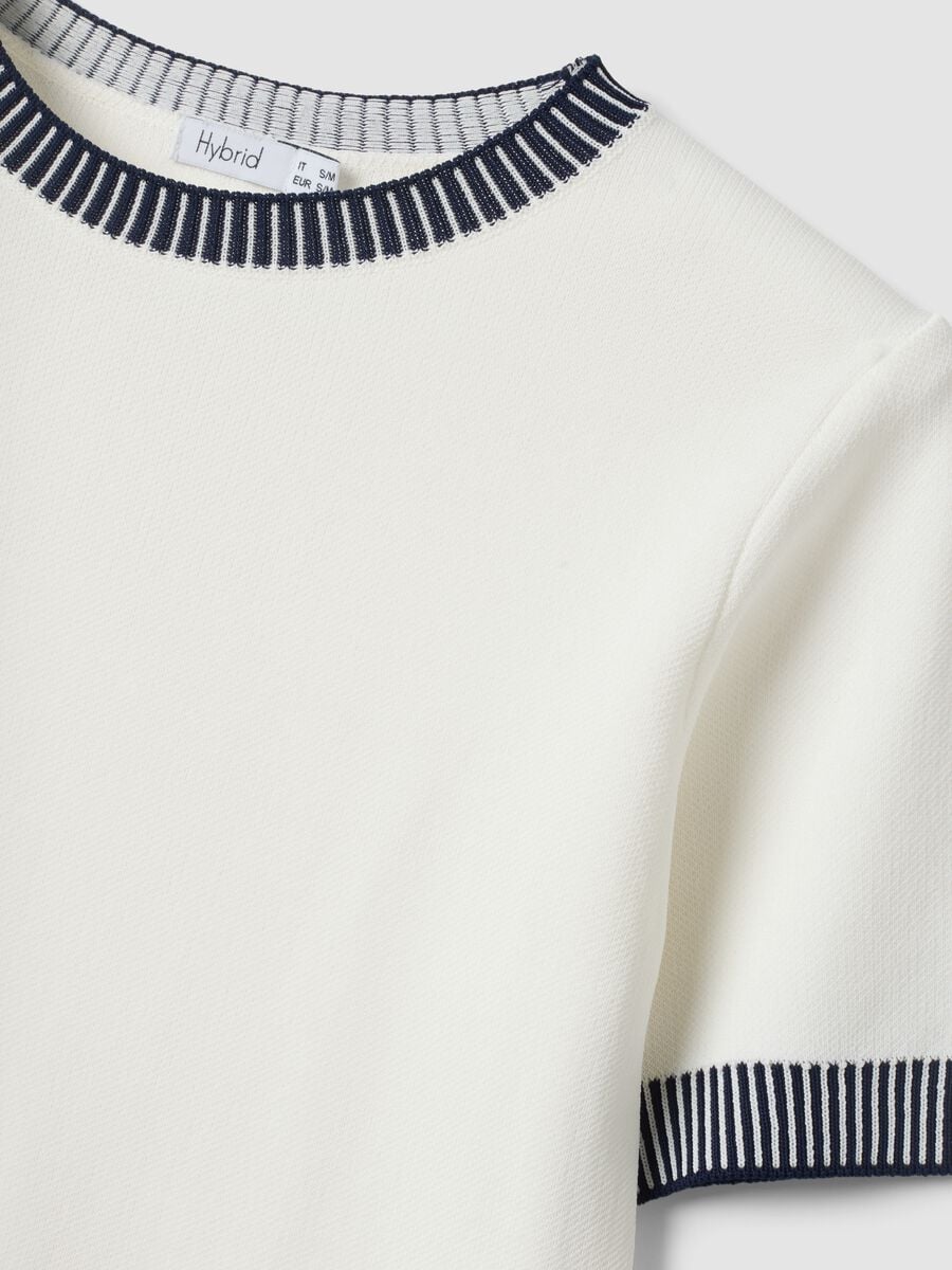White viscose-blend T-shirt with contrast trims_5