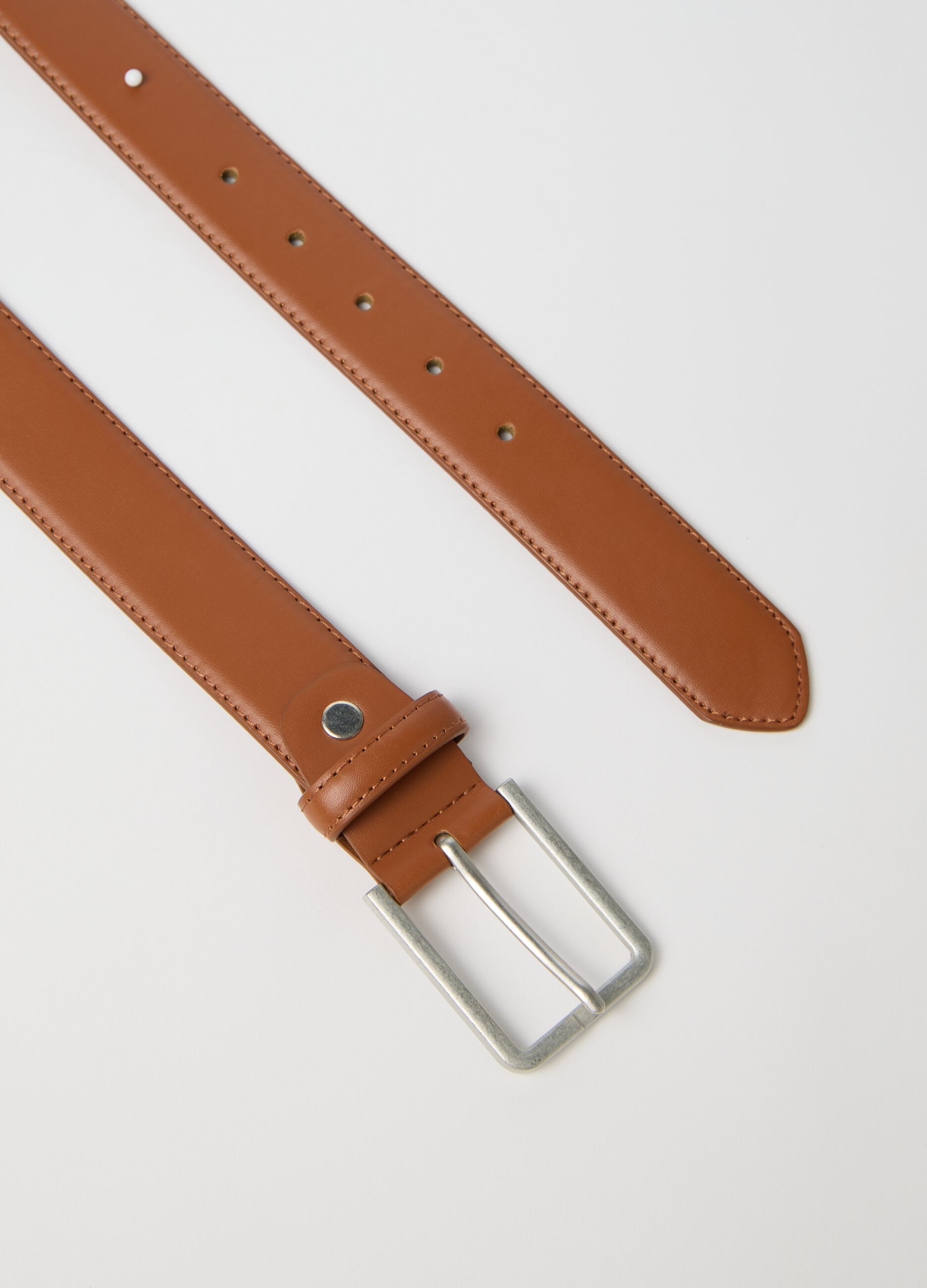 Smooth leather belt