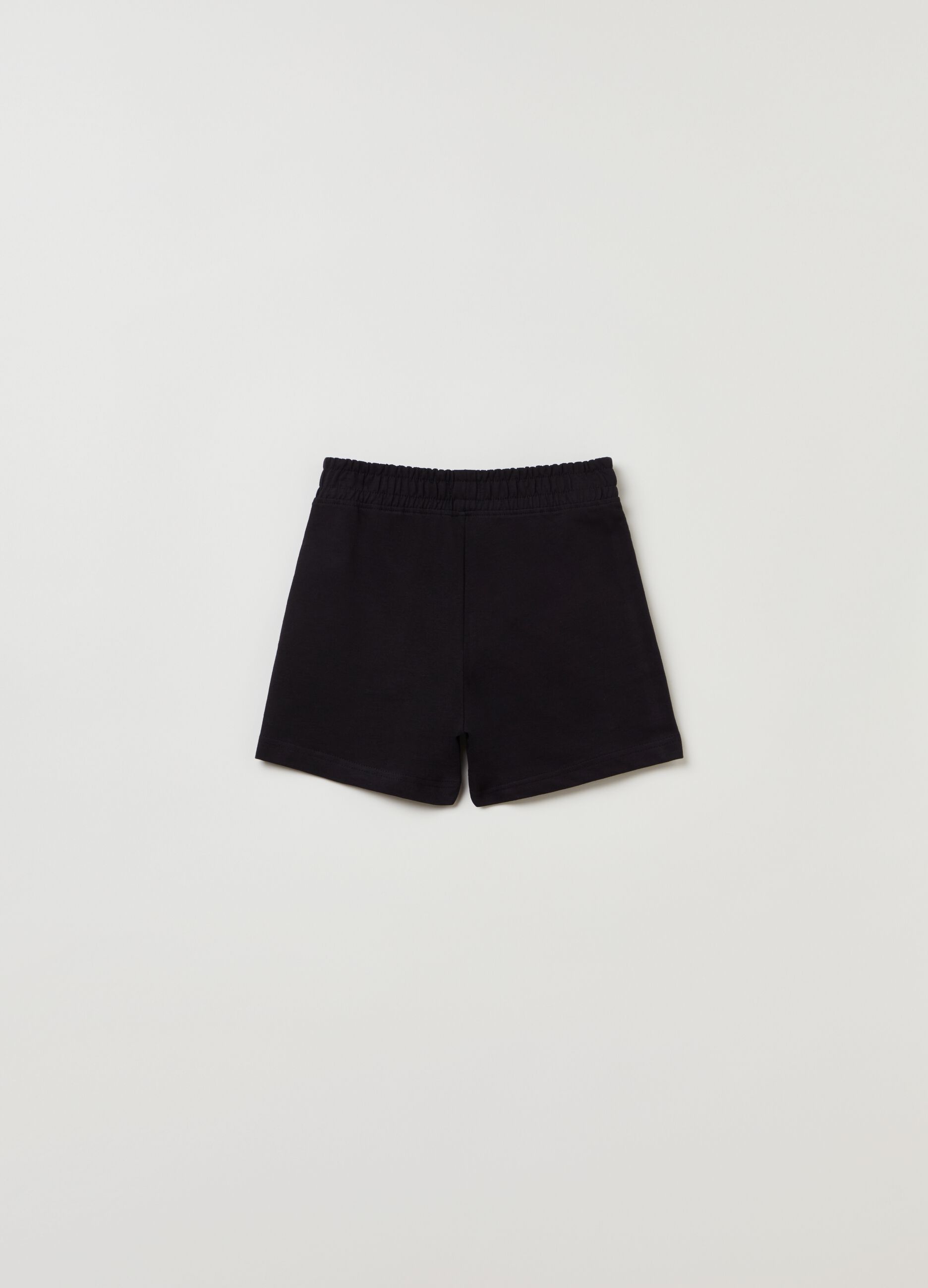Solid colour cotton shorts