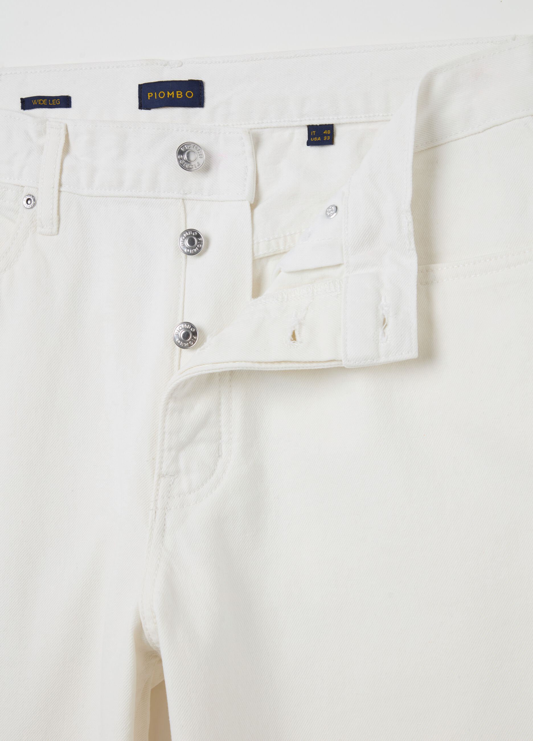 White regular-fit jeans with five pockets