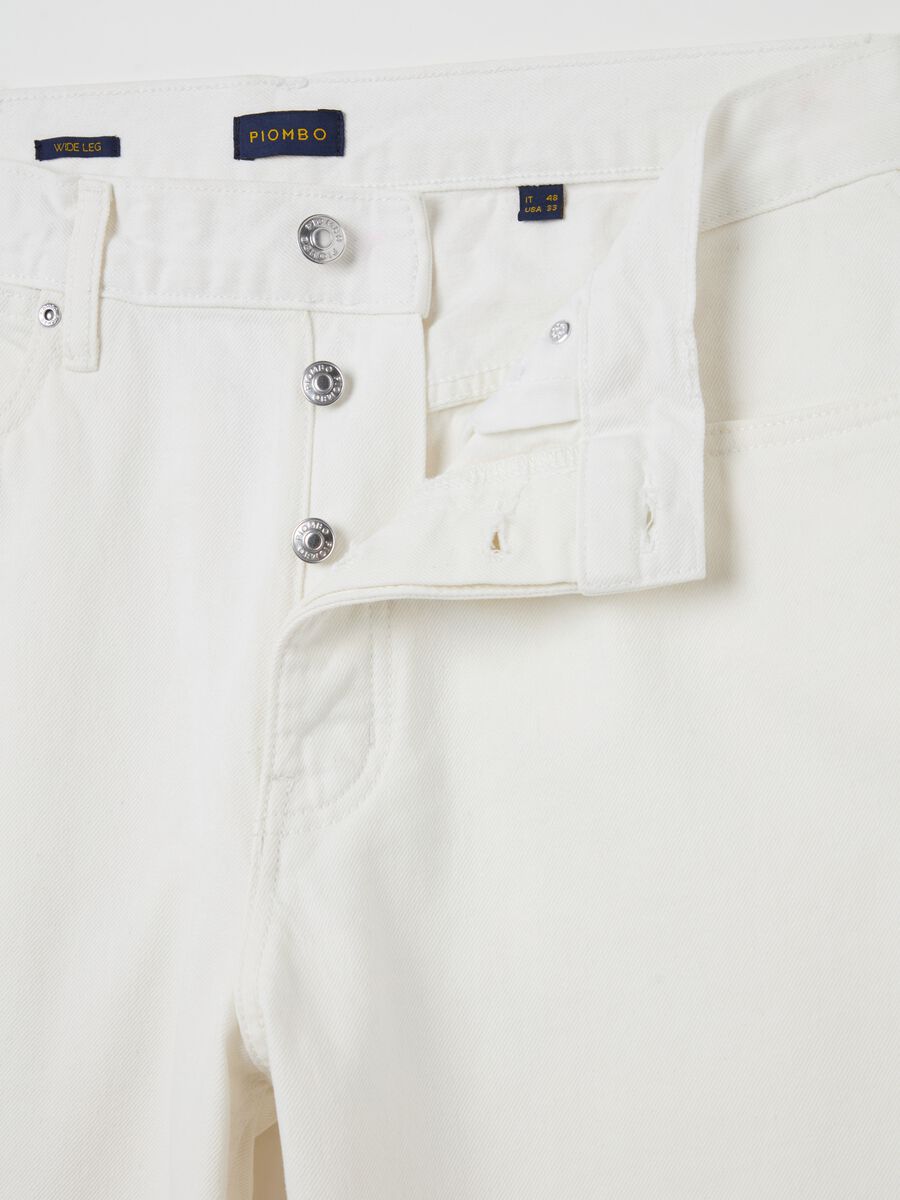 White regular-fit jeans with five pockets_5