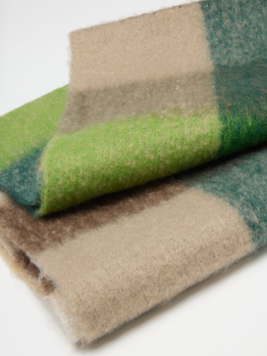 Multicolour scarf in mixed fabric_2
