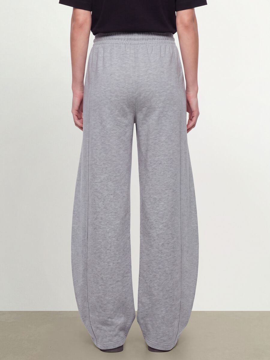 Grey cotton-blend barrel-fit joggers_3