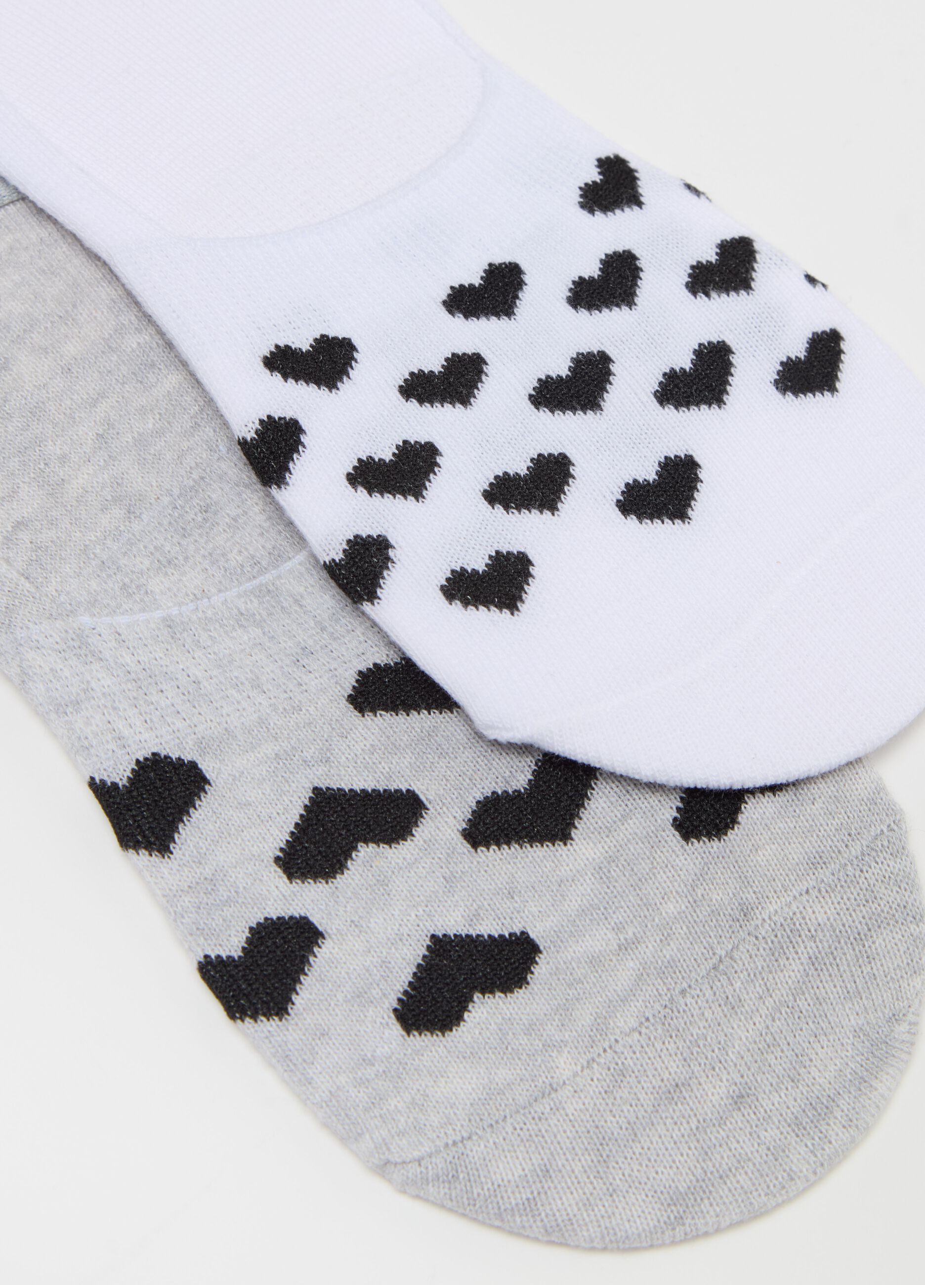 Five-pair pack shoe liners with design