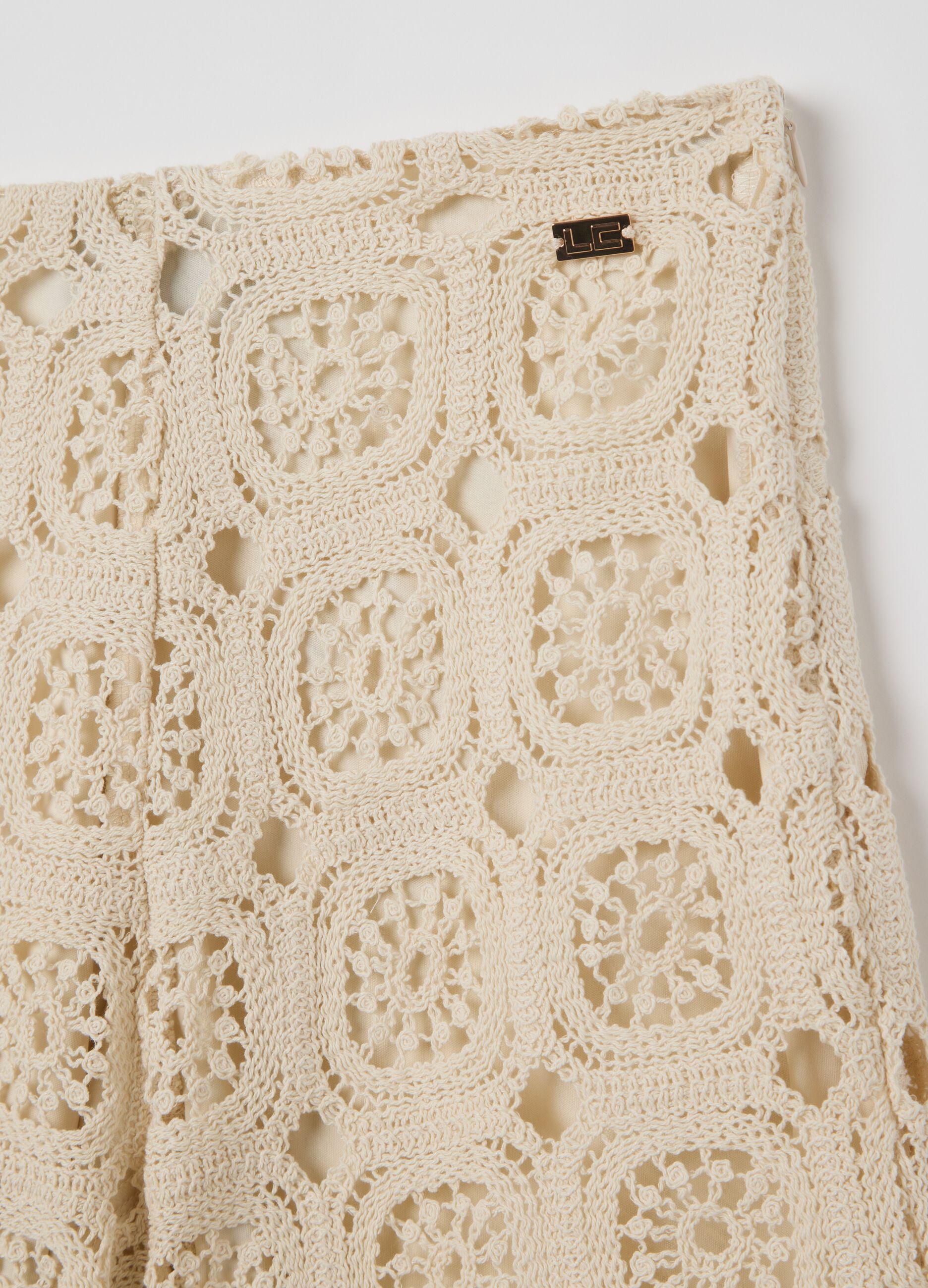 Beige crochet shorts