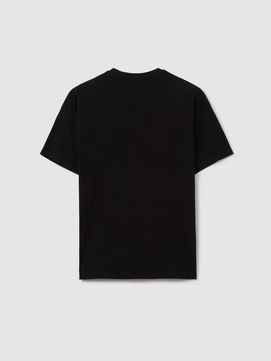 Black T-shirt with Suburbans print_4