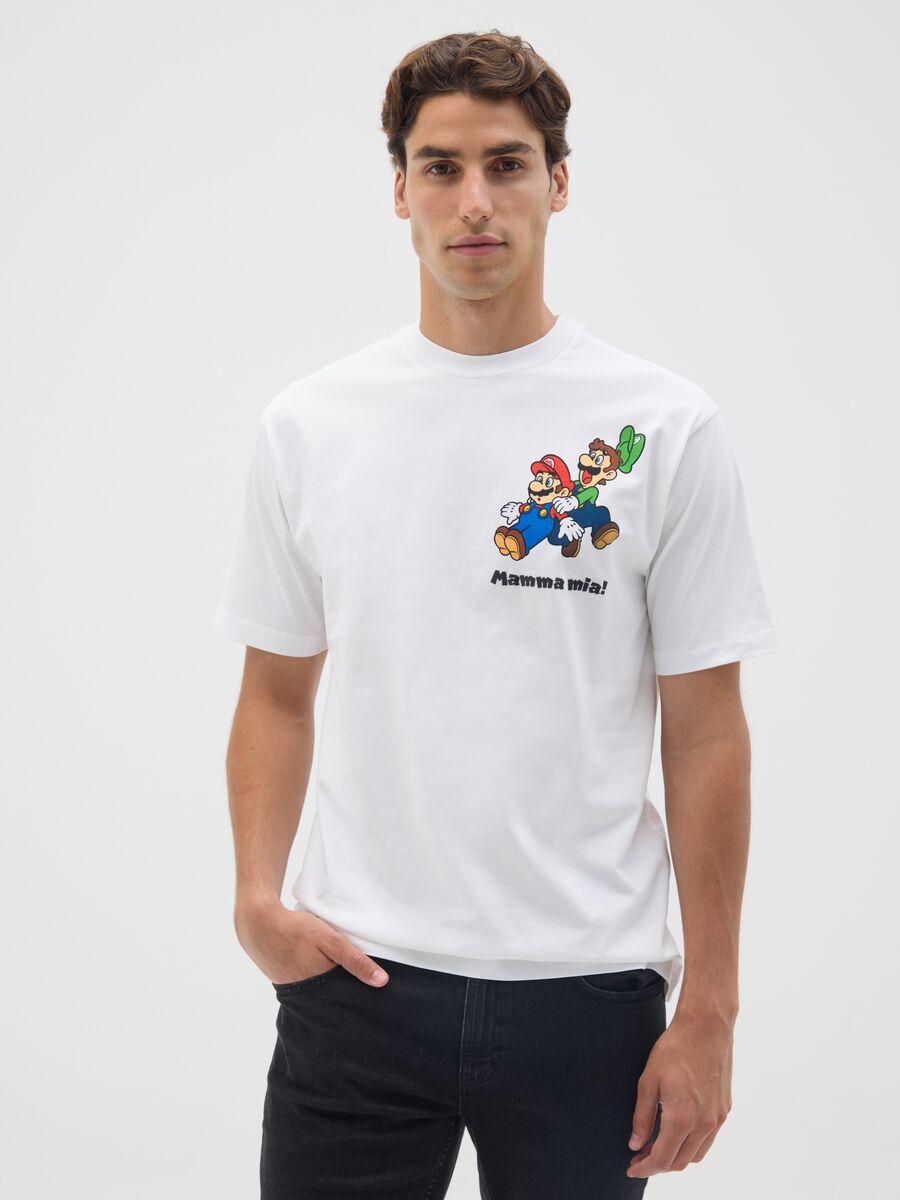Relaxed fit white pure cotton t-shirt featuring Super Mario_0