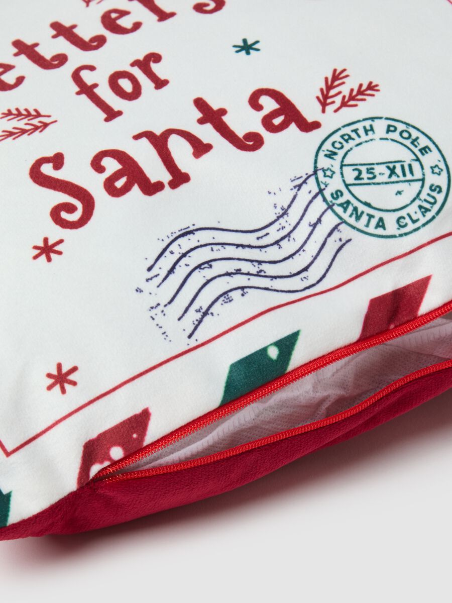 Christmas Cushion with Multicolor Prints_2