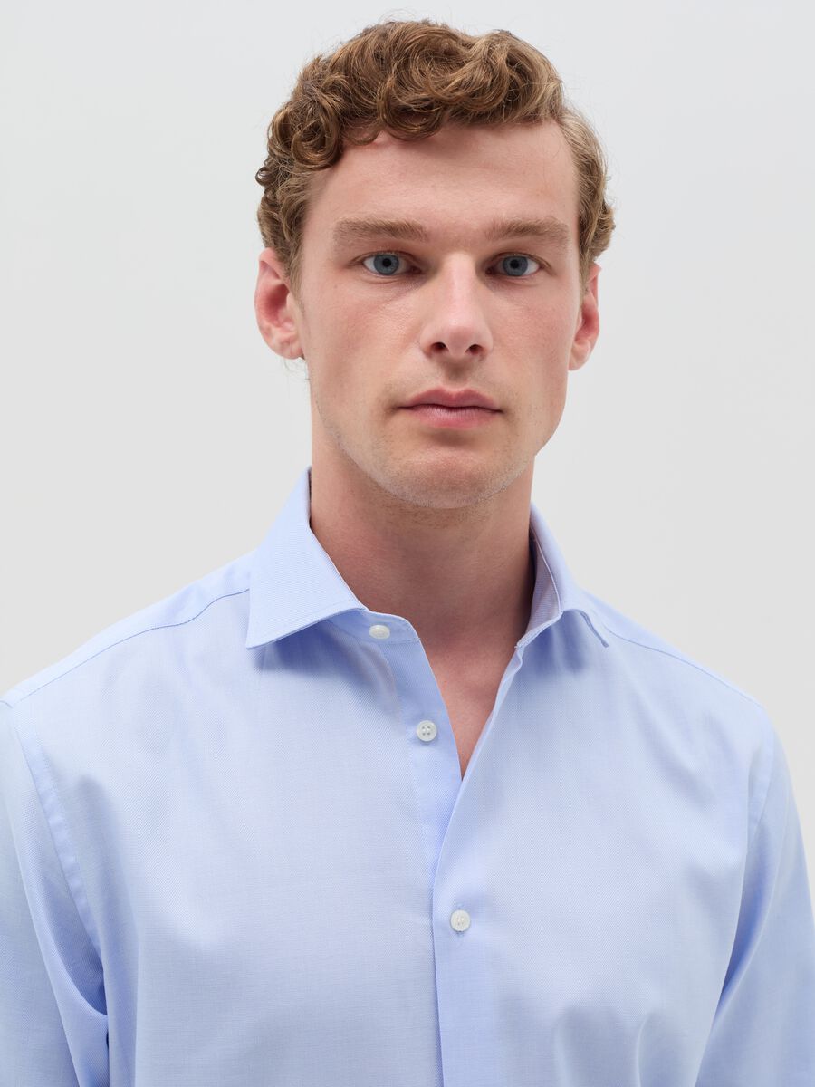 Regular-fit easy-iron shirt in Oxford cotton_1