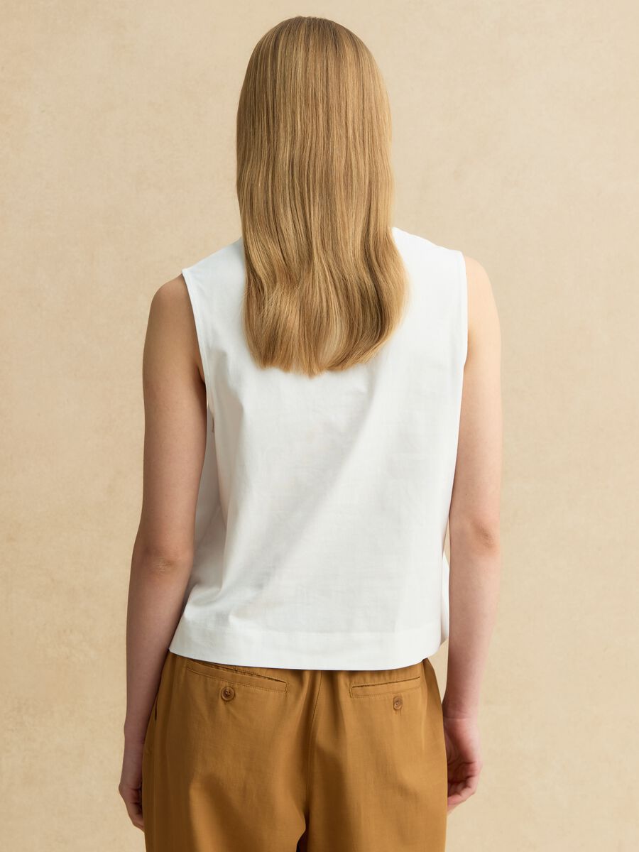 Tank top in puro cotone bianco regular fit con ricami_2