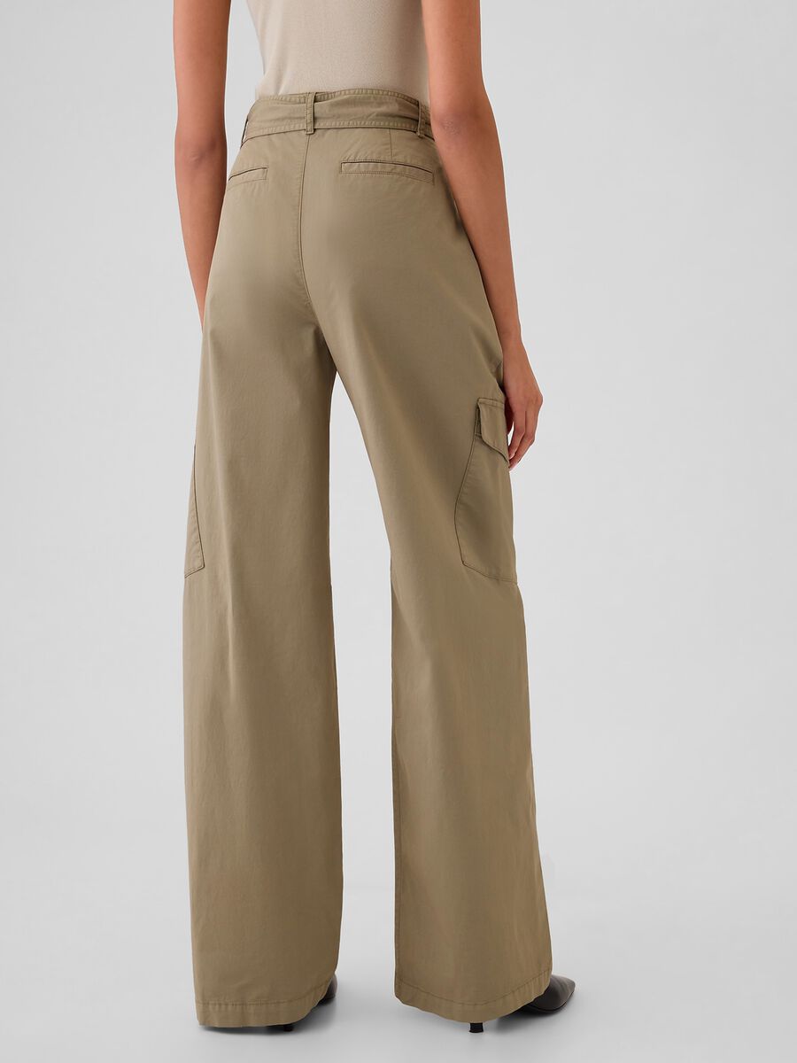 Cargo trousers in stretch twill with belt_2
