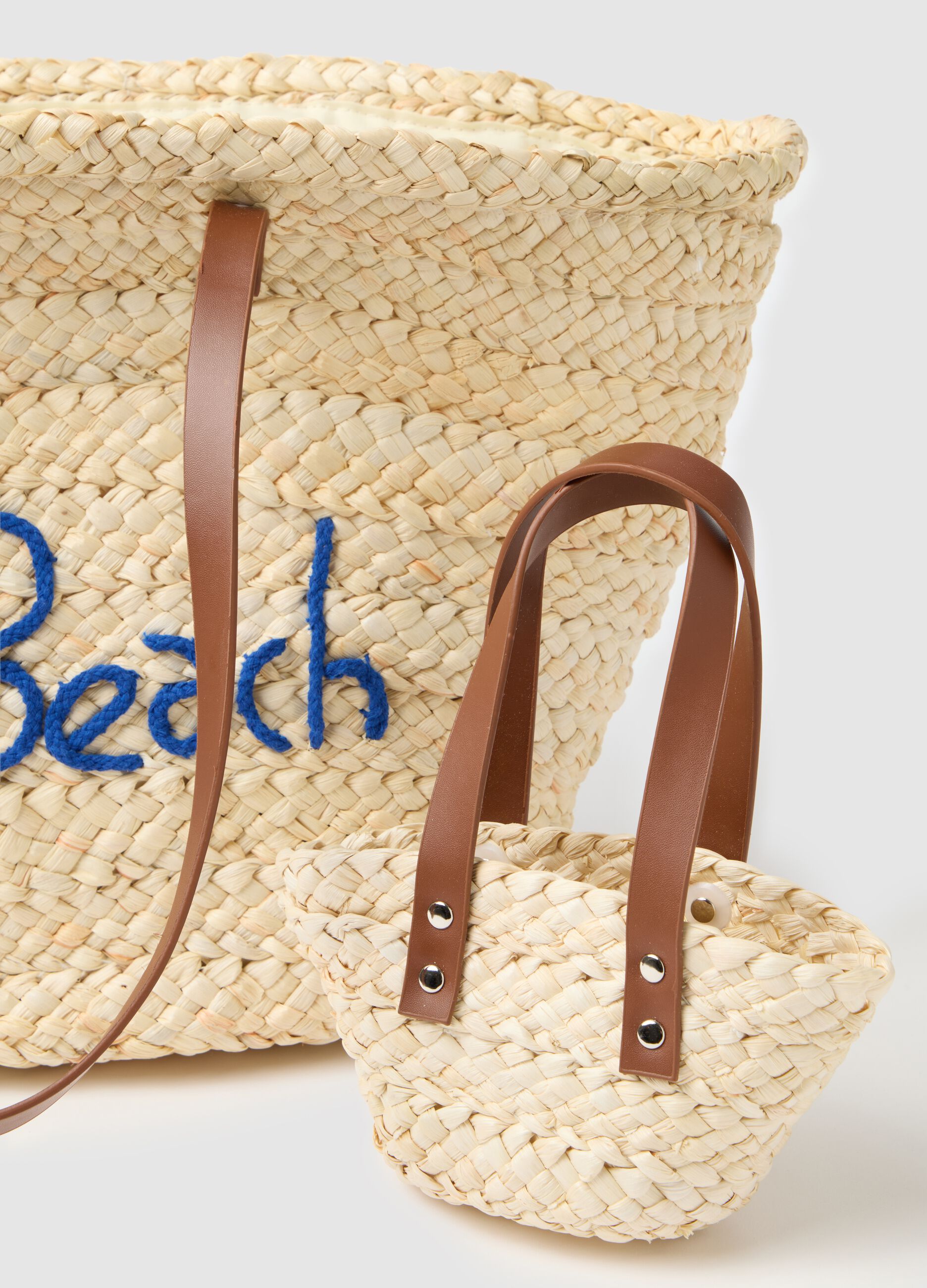 Multicolor straw women's bag with embroidery