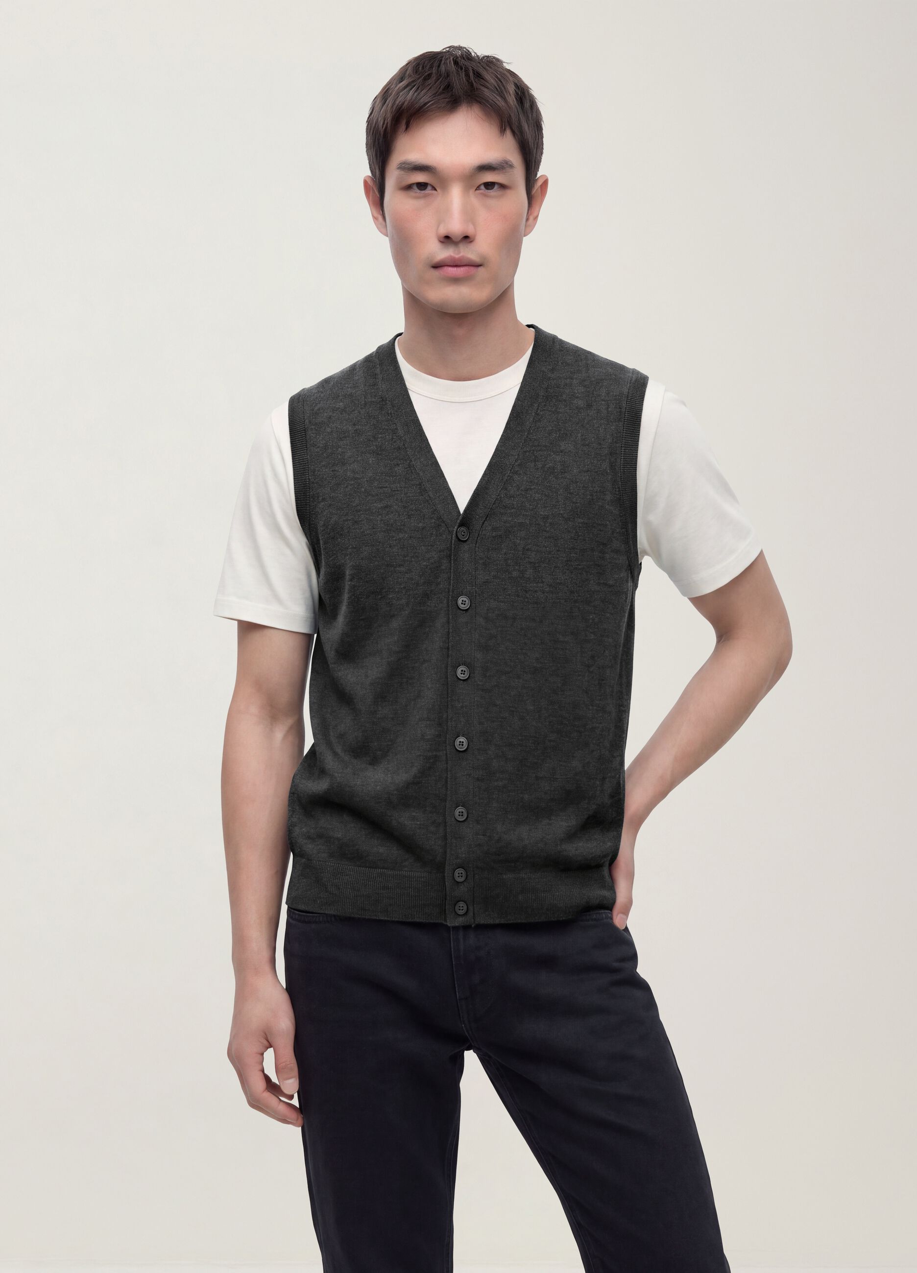 Grey viscose-blend waistcoat with deep V-neck, regular fit