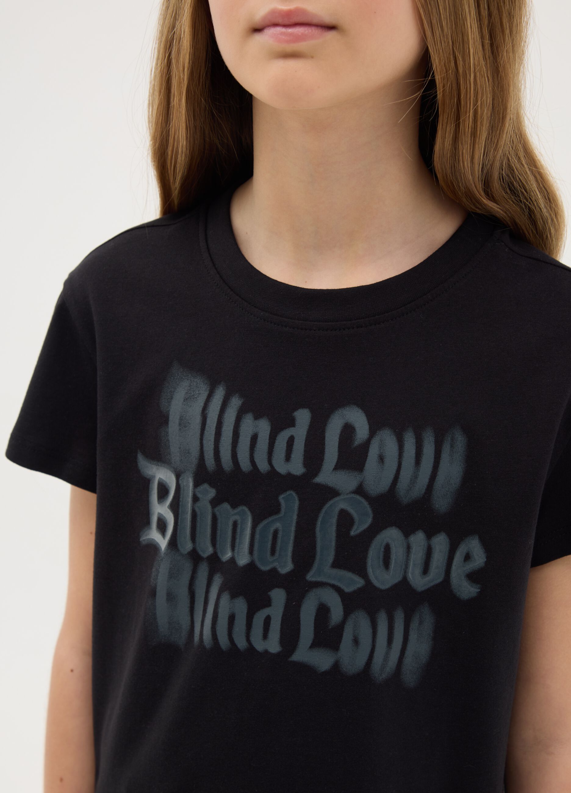 Black cotton T-shirt with lettering print