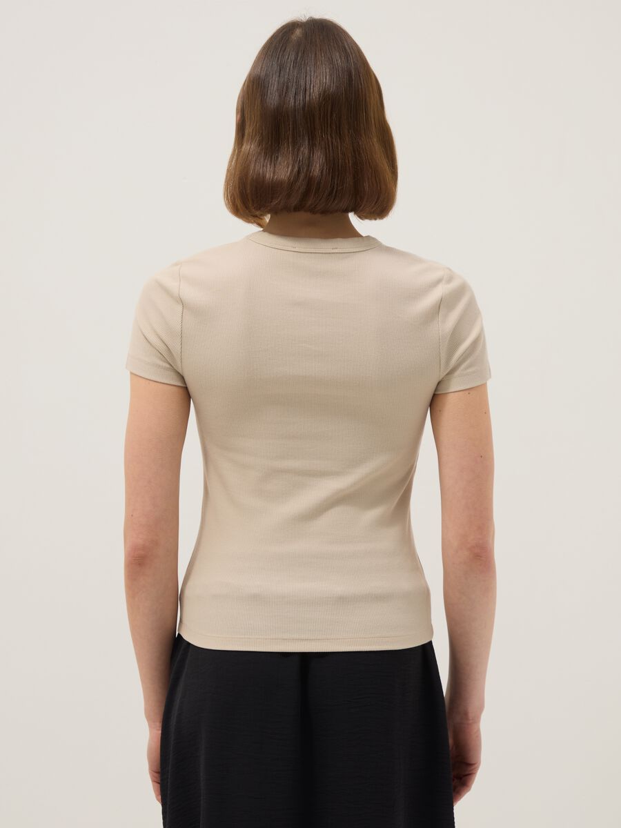 Beige fitted short-sleeve stretch cotton T-shirt_2