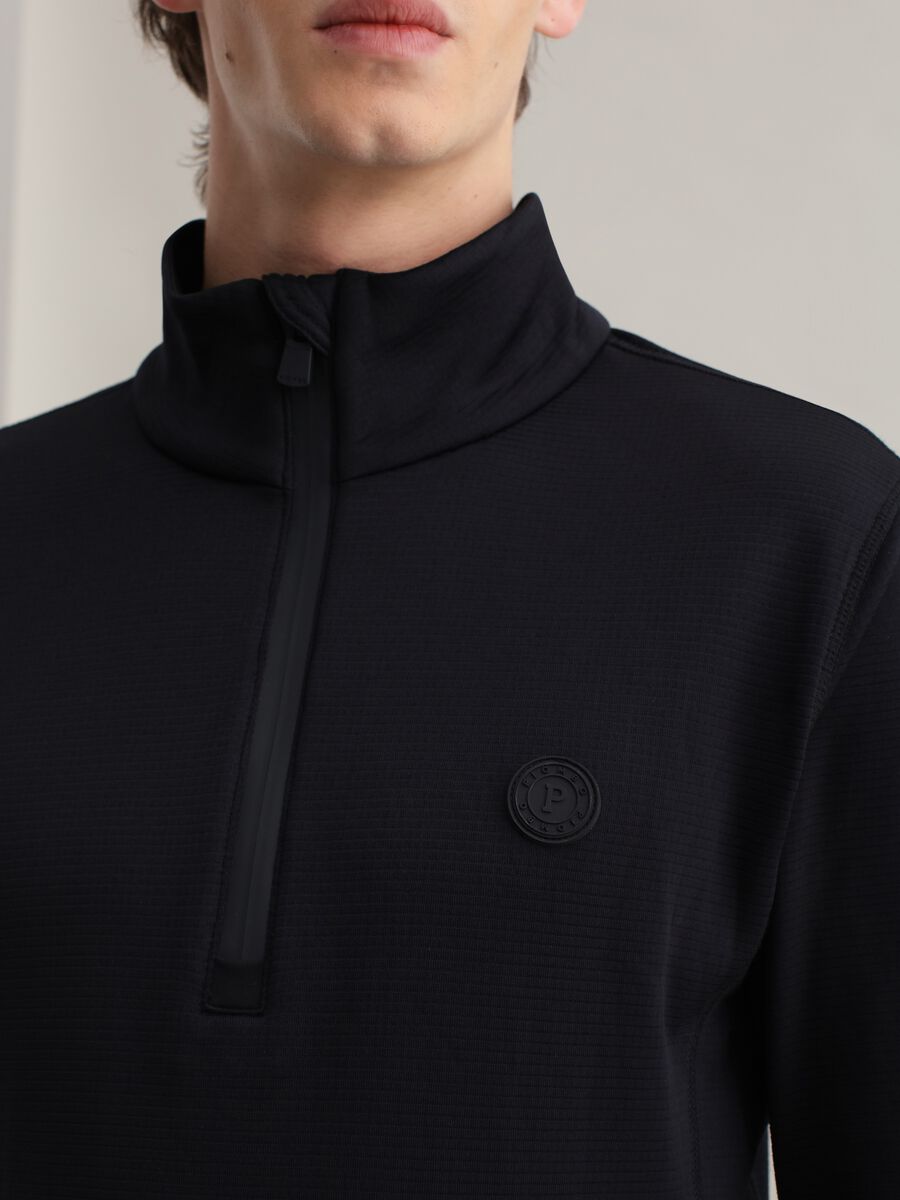 Half-zip ski top with long sleeves_2