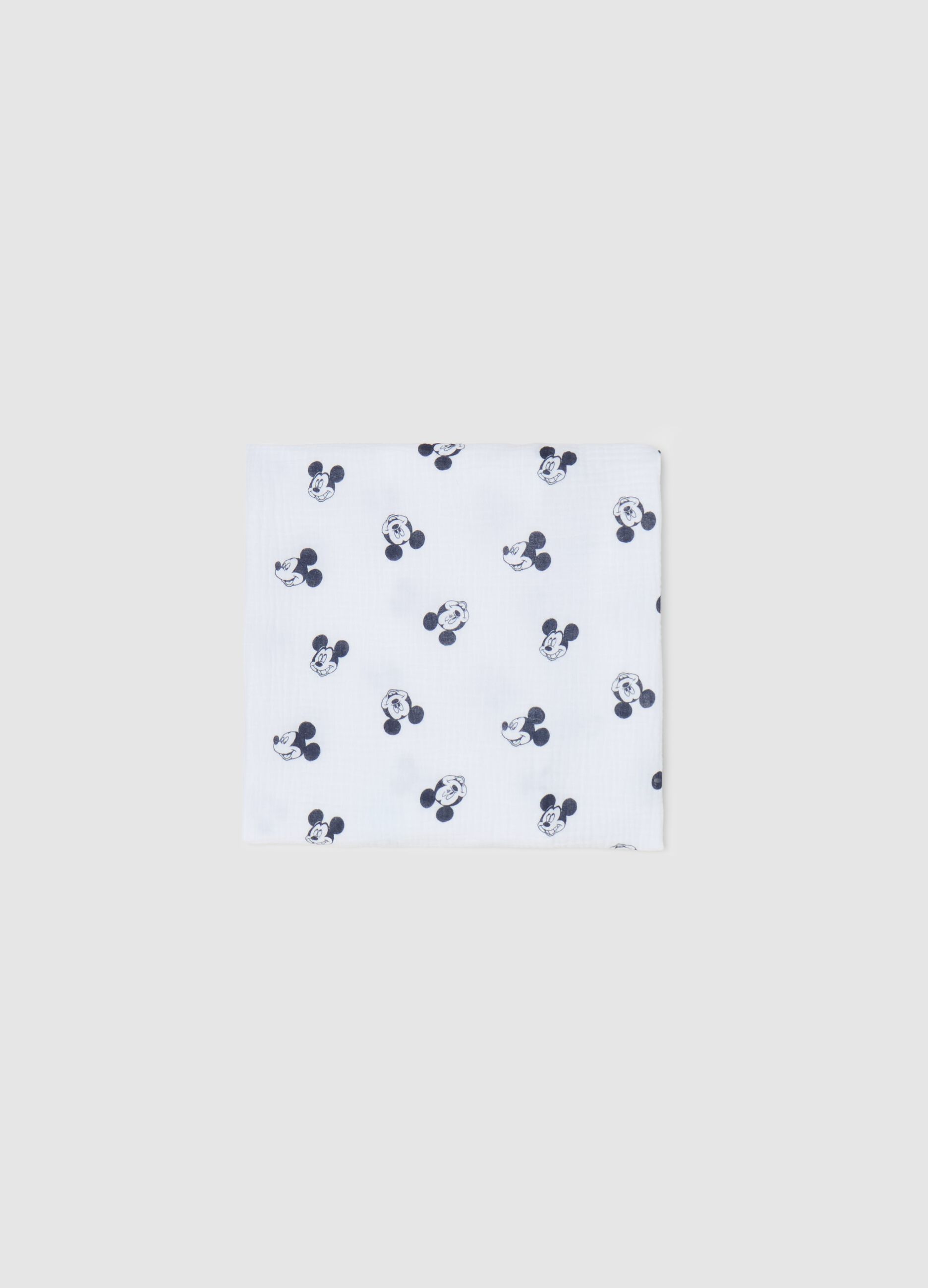Muslin blanket with Mickey Mouse print