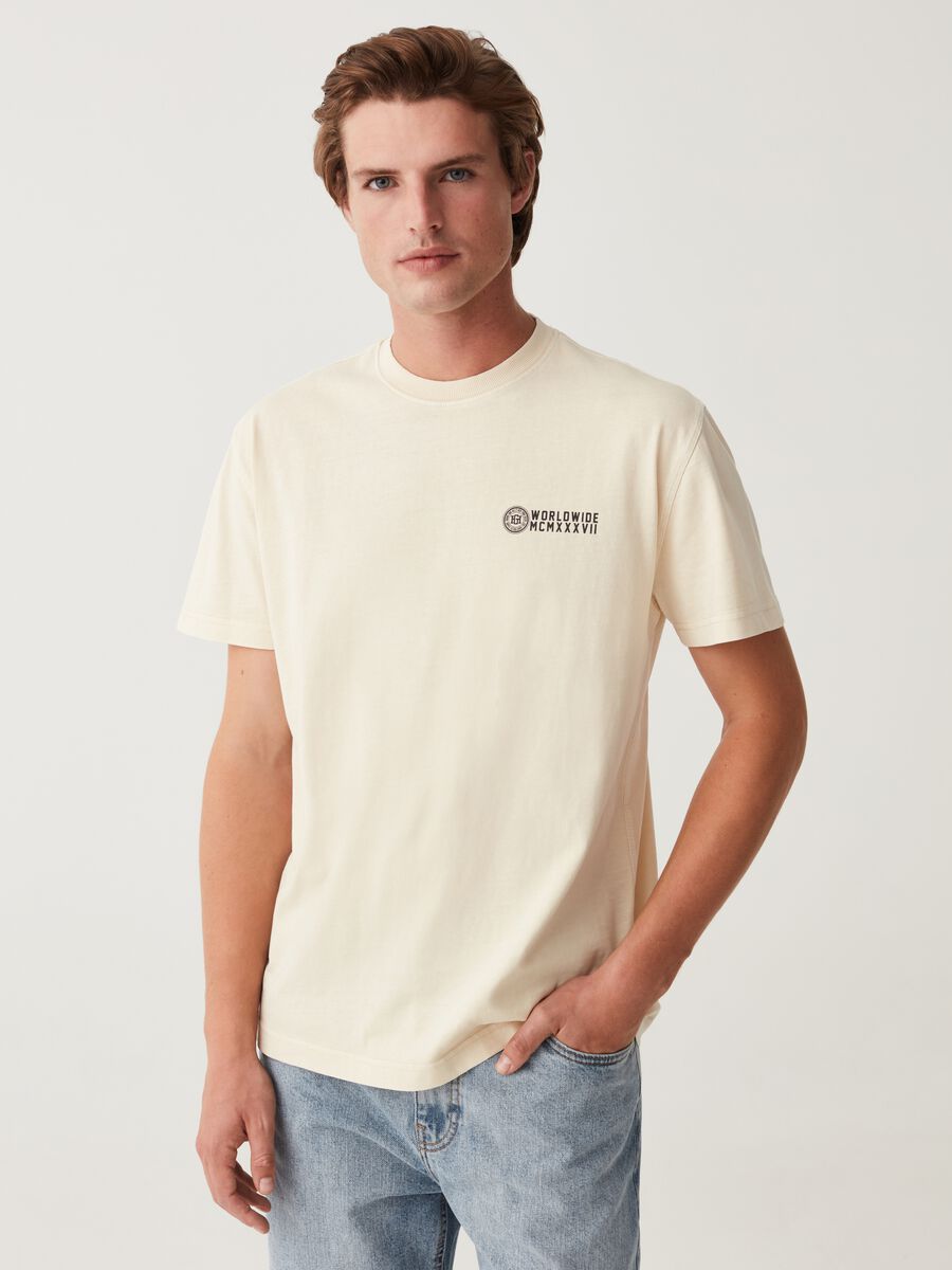T-shirt in cotone con stampa_0