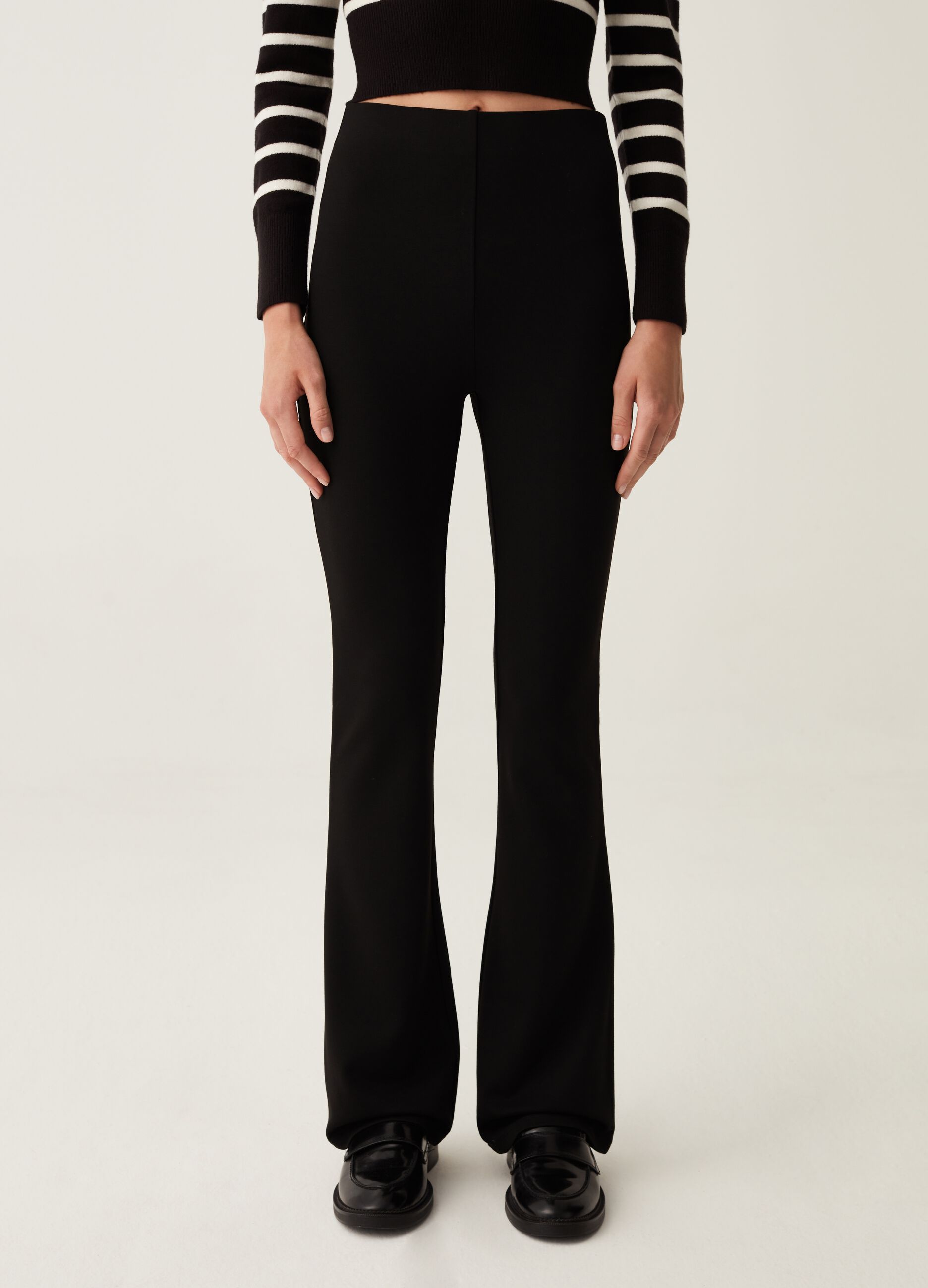 Leggings flare fit a vita alta_1