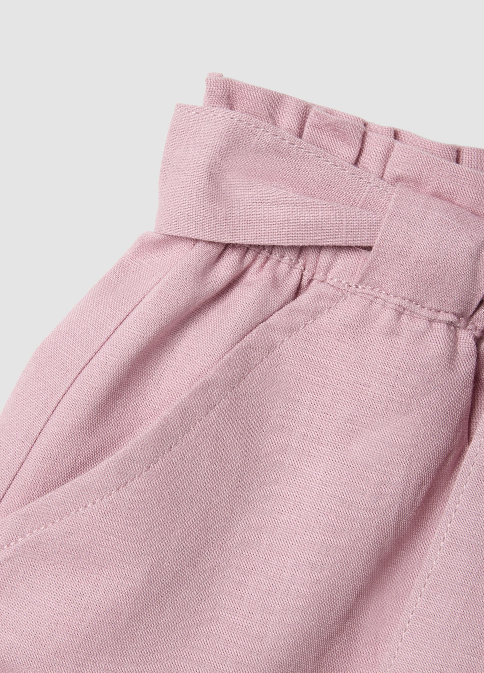 Pink linen and cotton blend shorts with belt for girls, regular fit