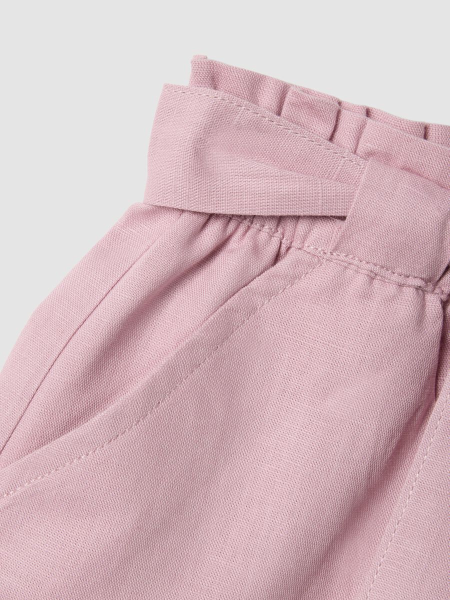 Pink linen and cotton blend shorts with belt for girls, regular fit_3