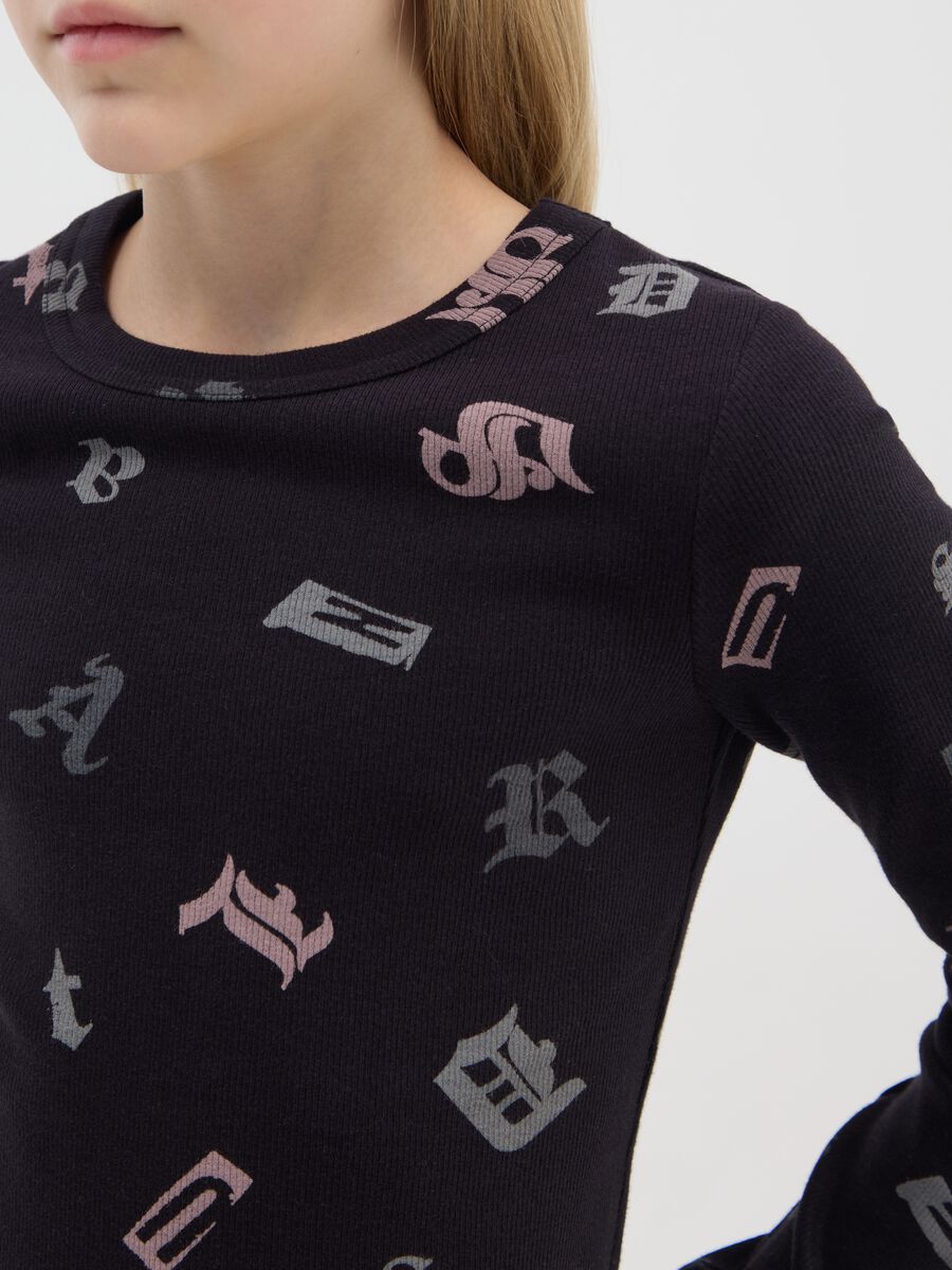 T-shirt da ragazza in cotone elasticizzato nero regular fit_2