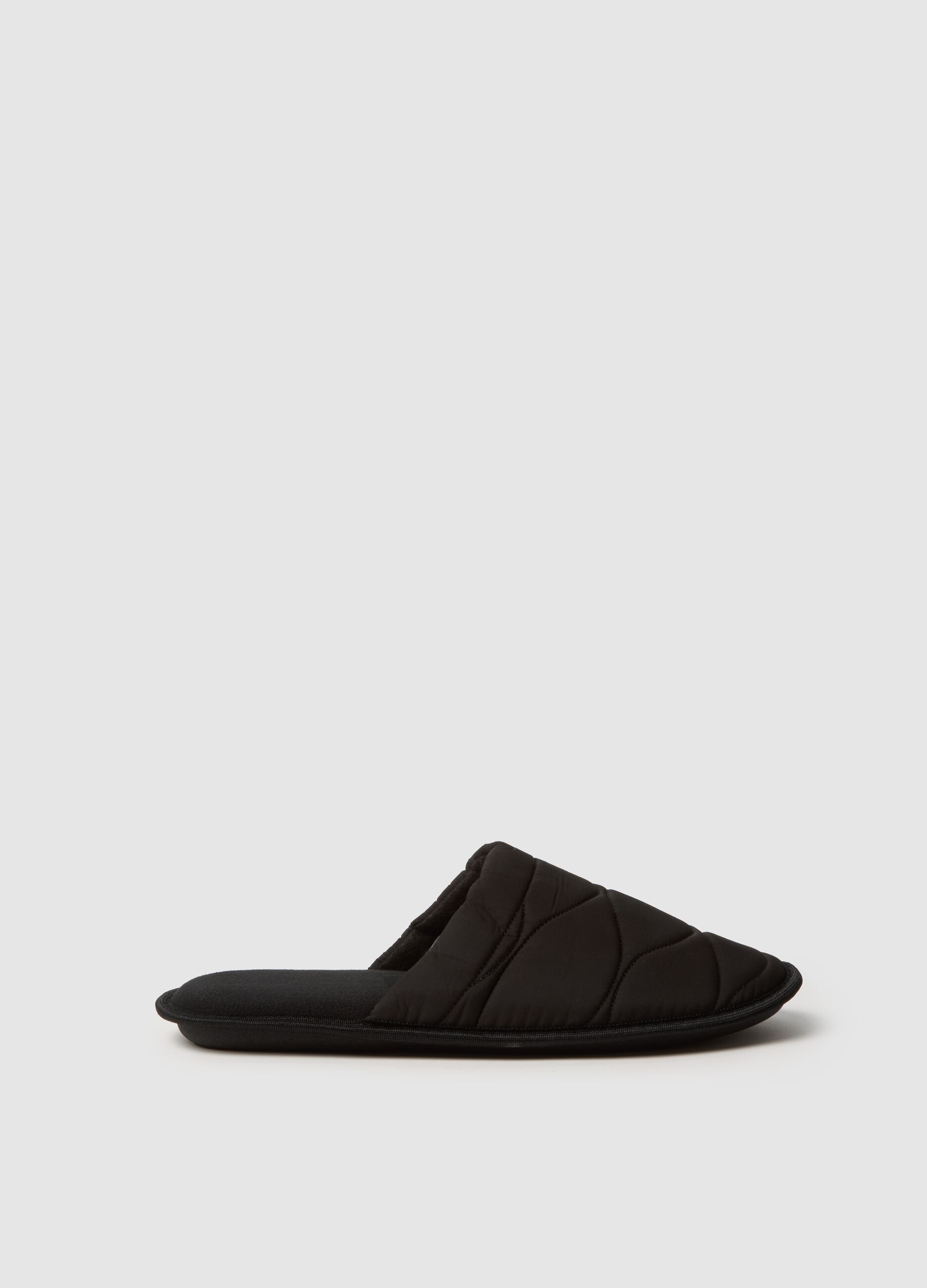 Pantofole nere con imbottitura interna