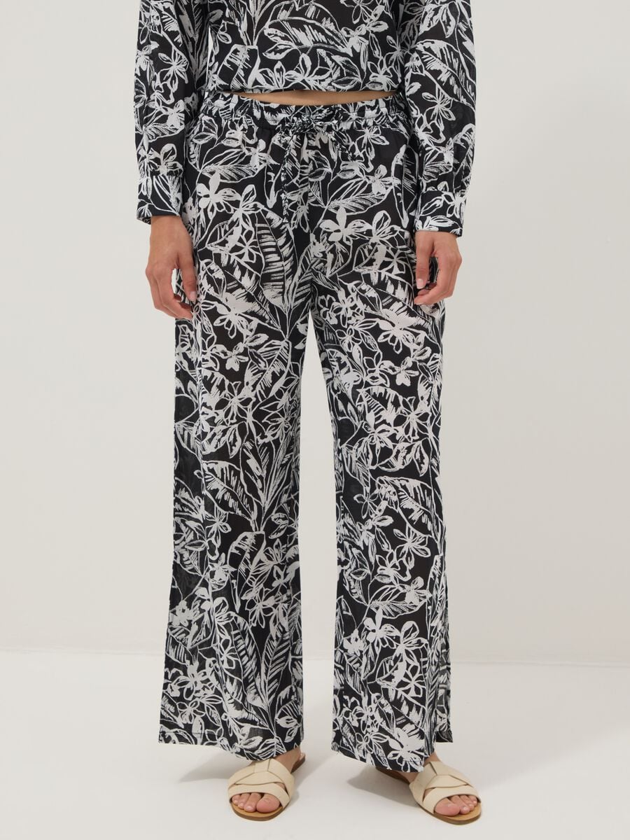 Multicoloured pure cotton long trousers with floral print_1