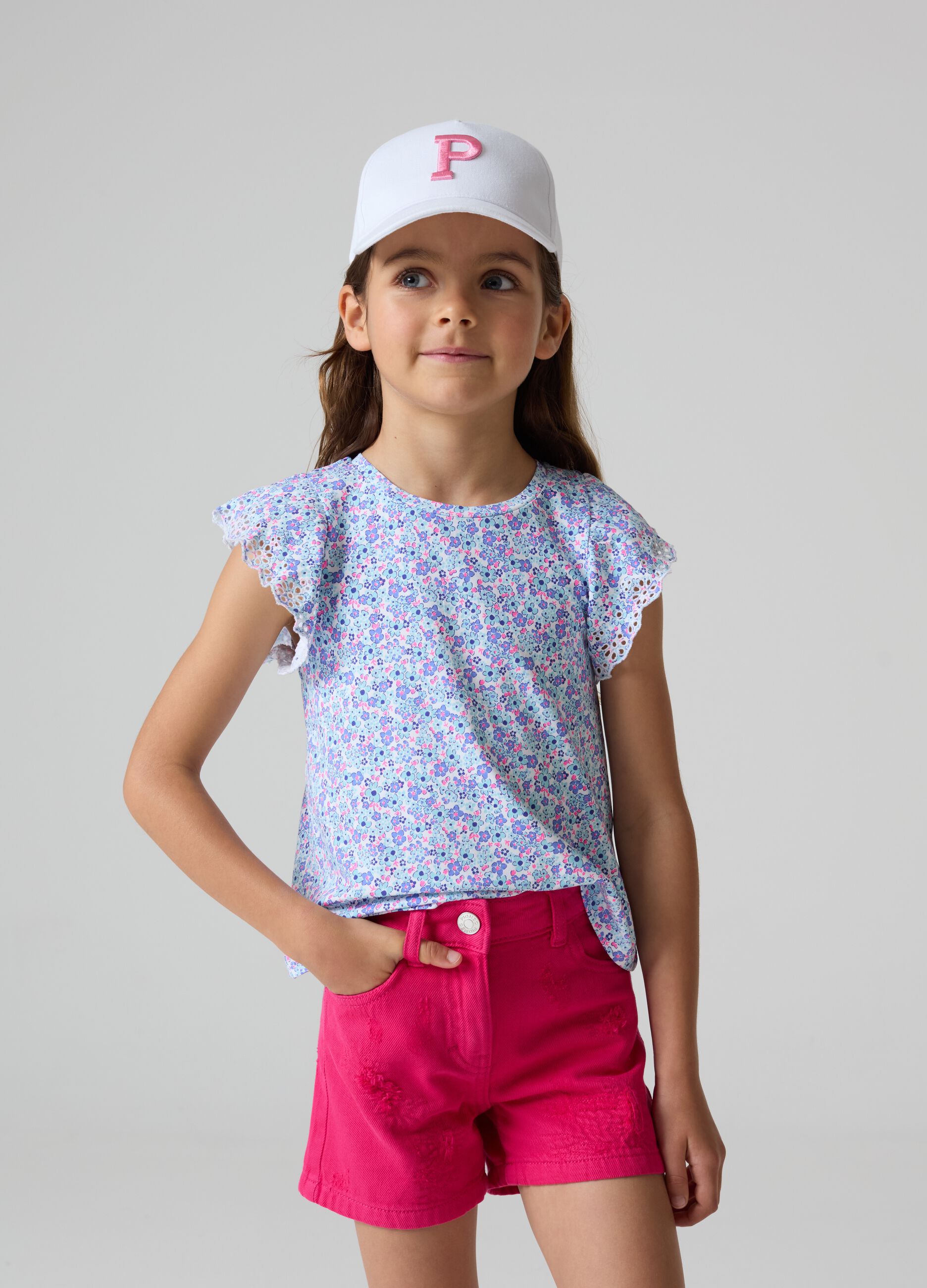 T-shirt with print and broderie anglaise embroidery