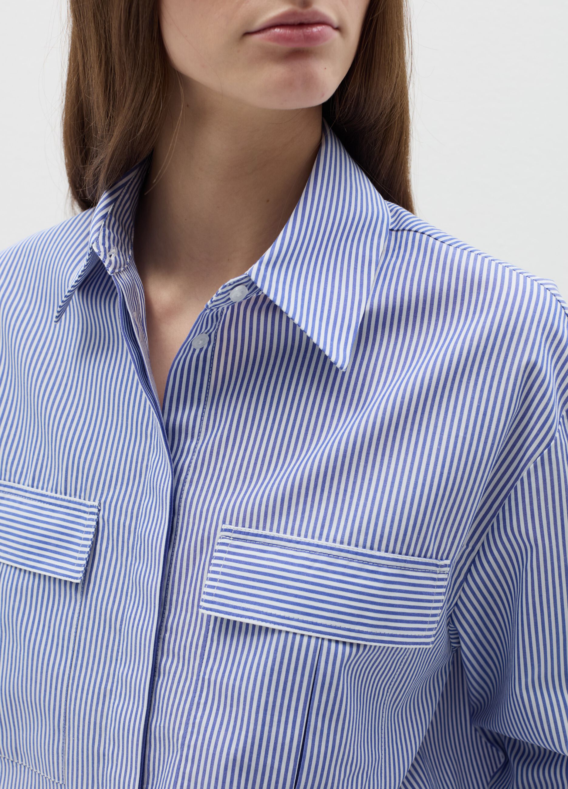 Boxy-fit shirt with thin stripes