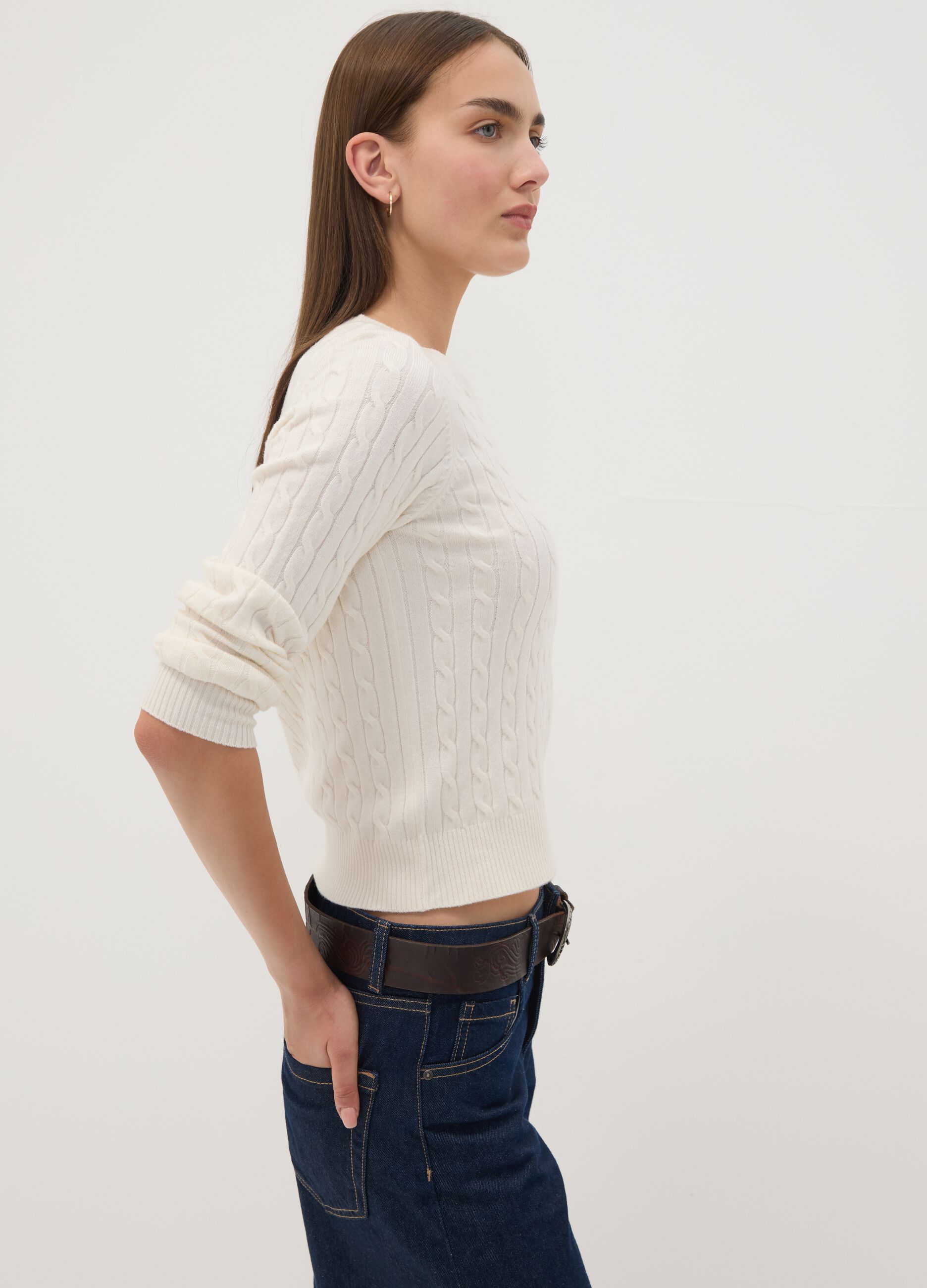 White cable-knit crew-neck jumper, regular fit