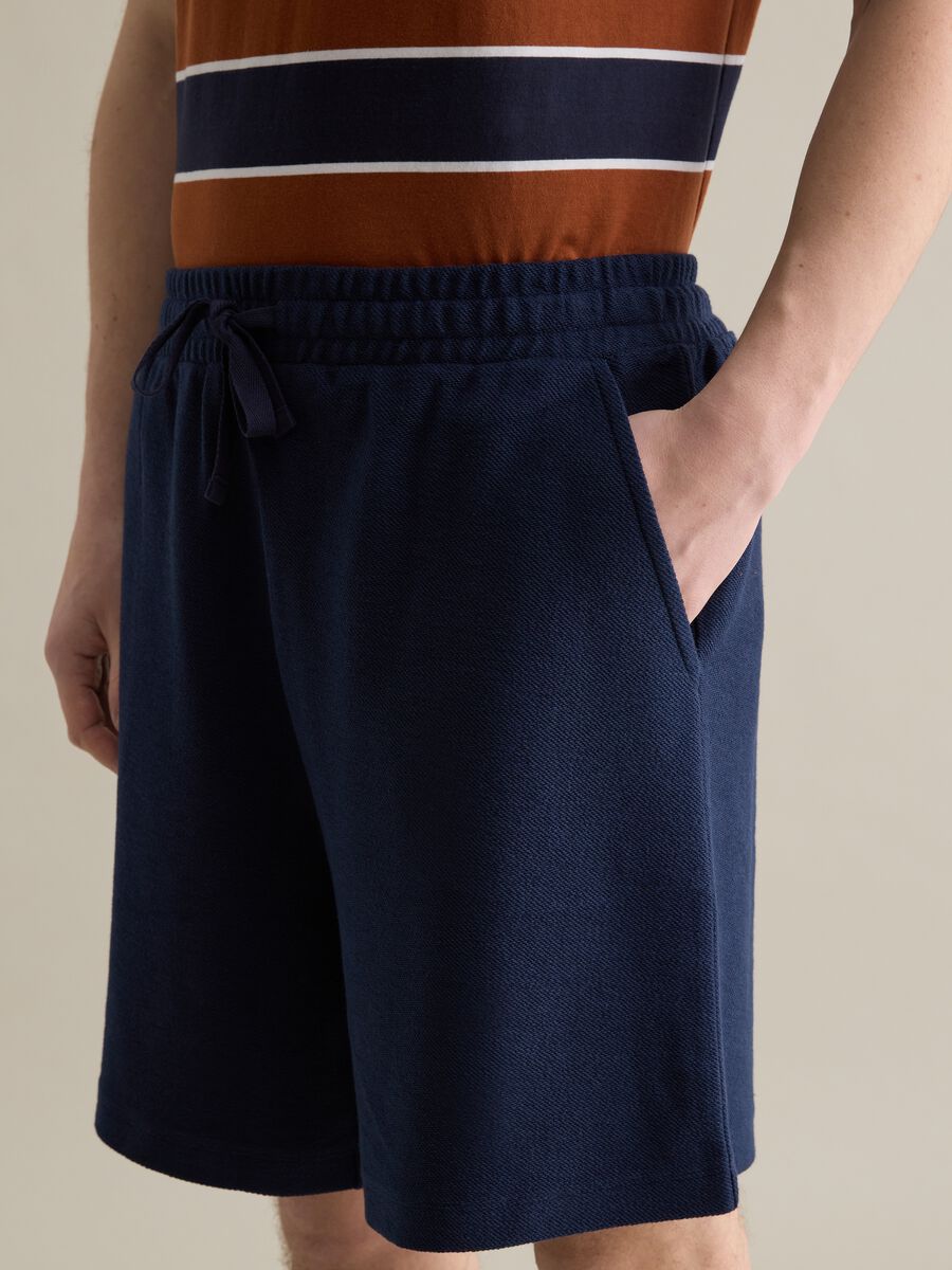 Blue Bermuda shorts in pure Piombo cotton_2
