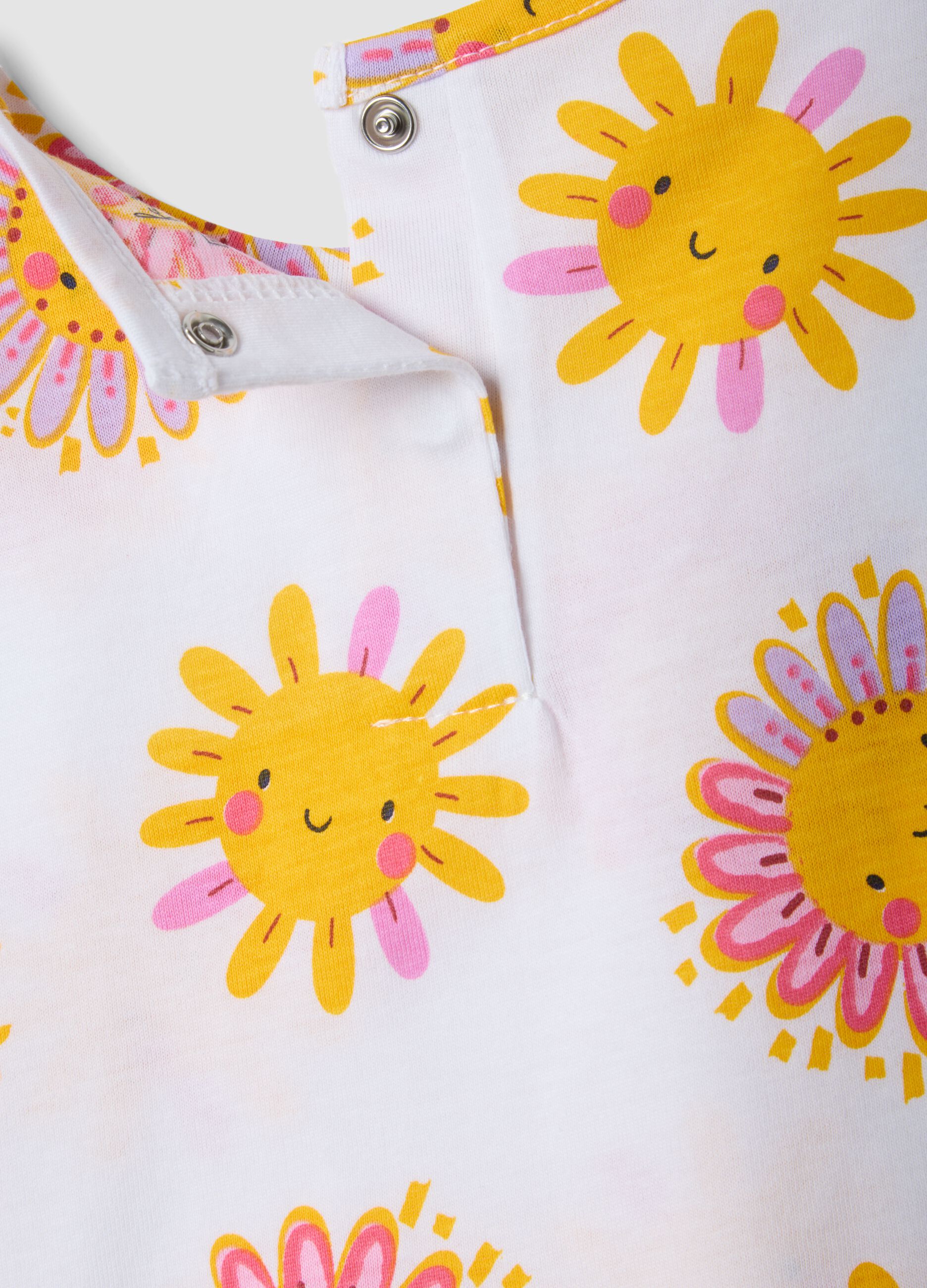 Multicolour pure cotton short baby pyjamas with floral print