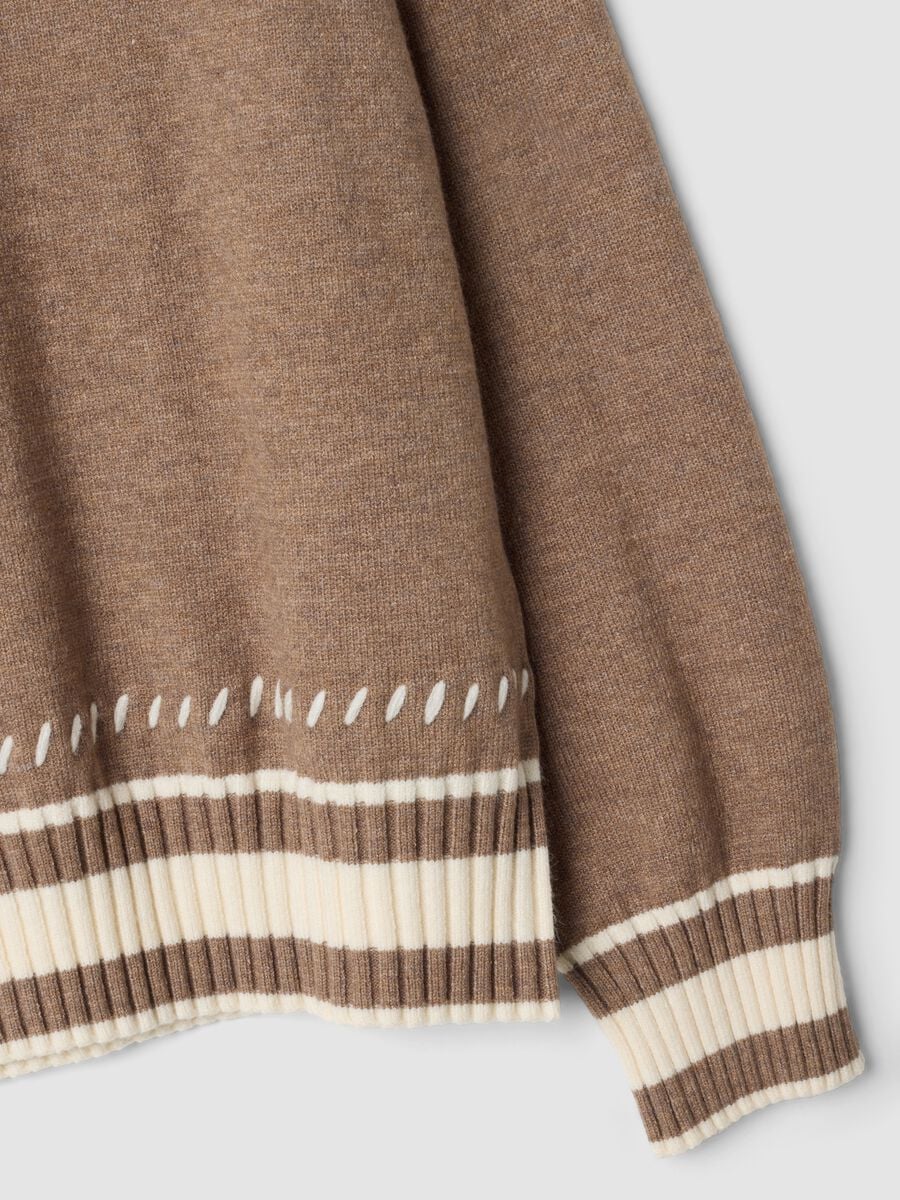 Brown viscose-blend jumper with striped trims, regular fit_2