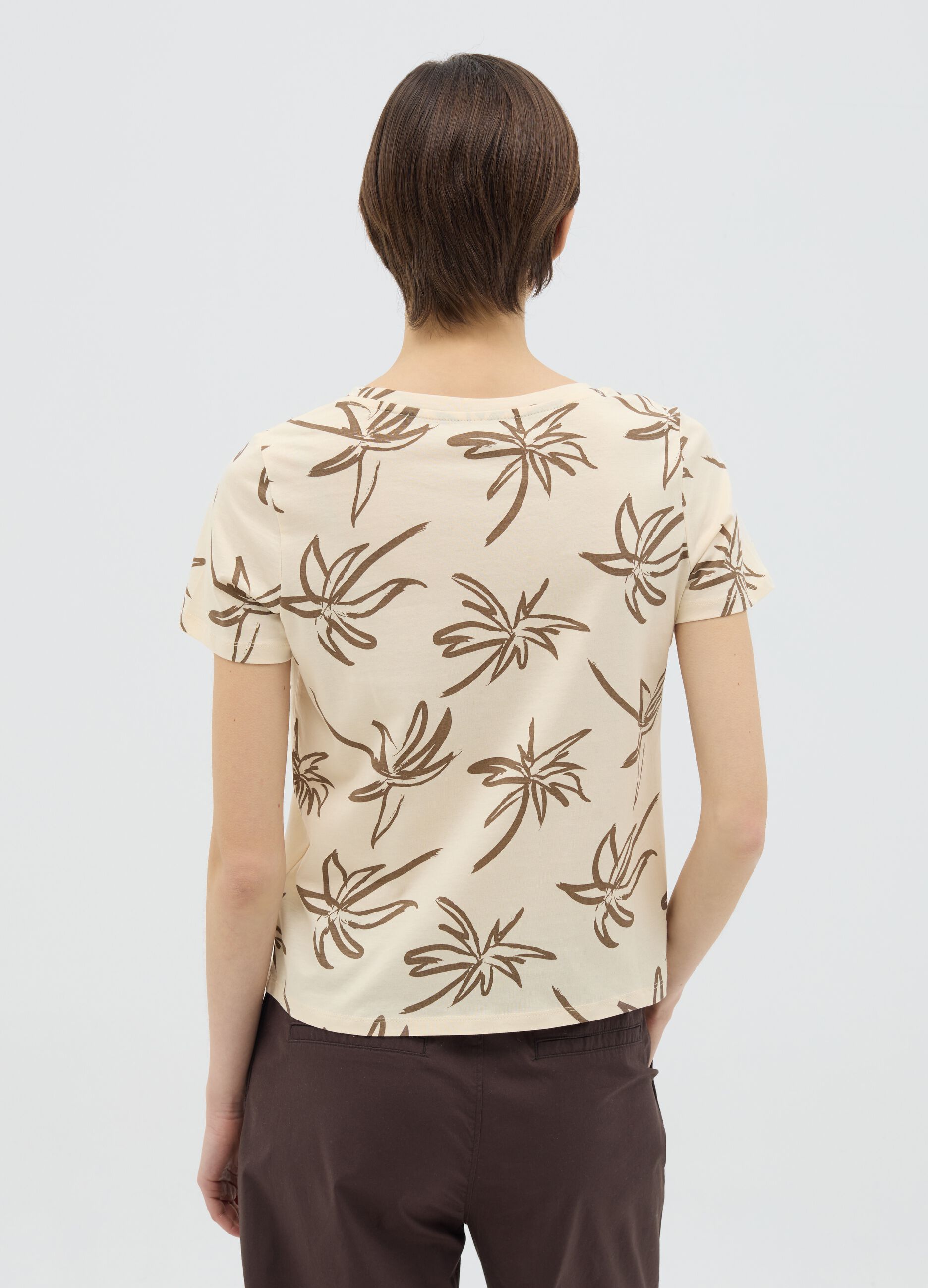 Beige T-shirt with floral print