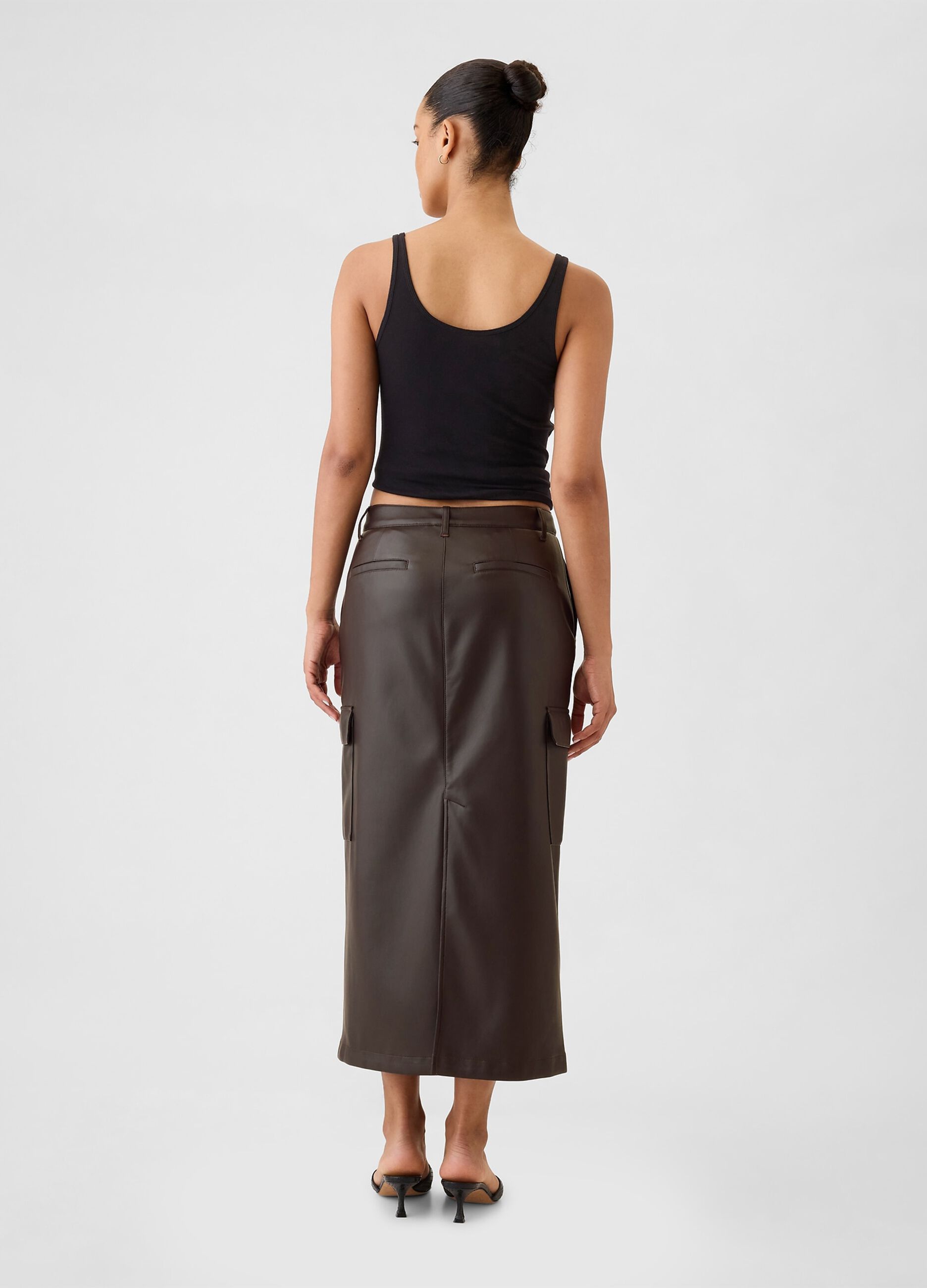 Glossy-effect midi cargo skirt