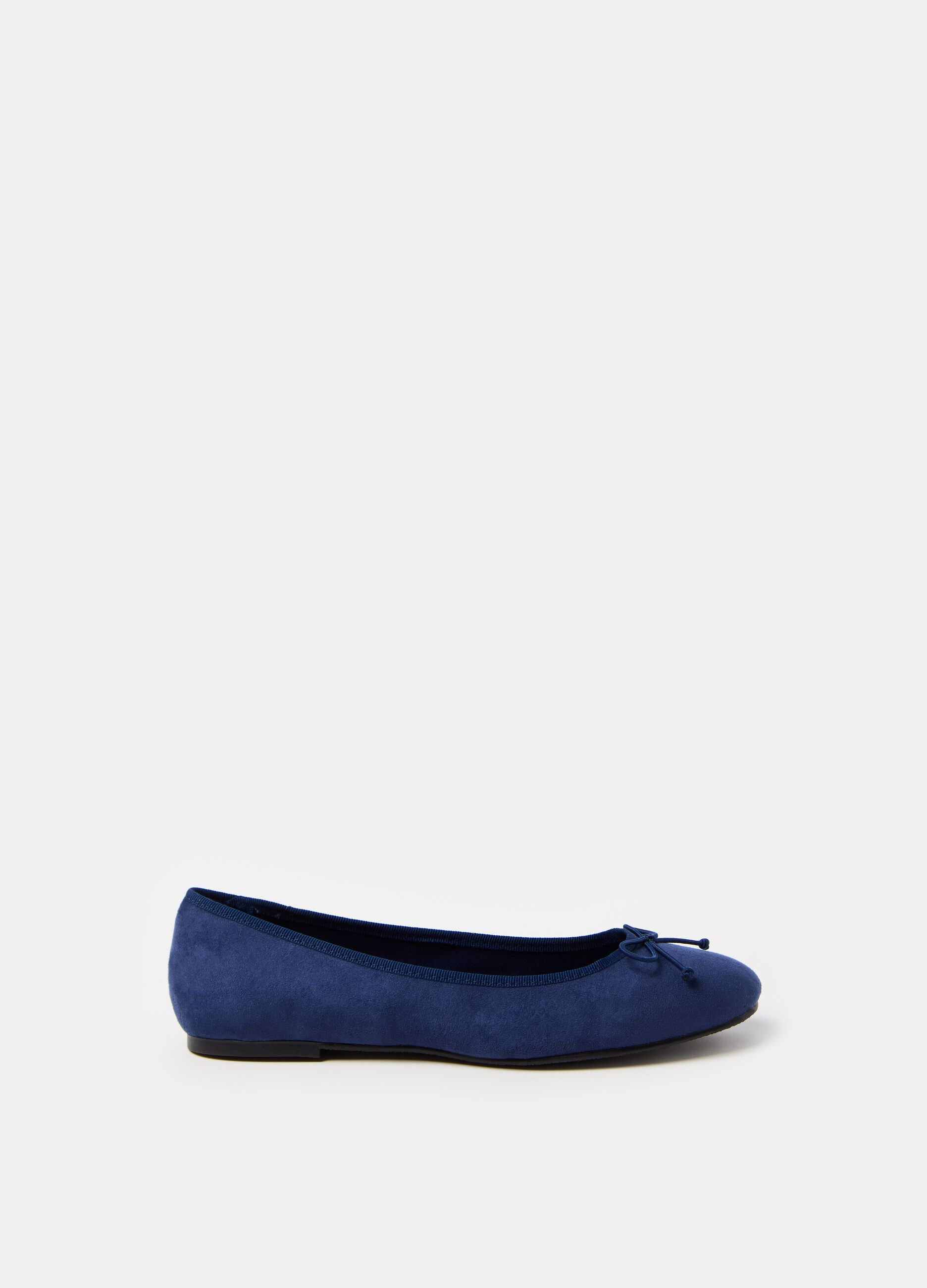 Suede ballerina flats with bow