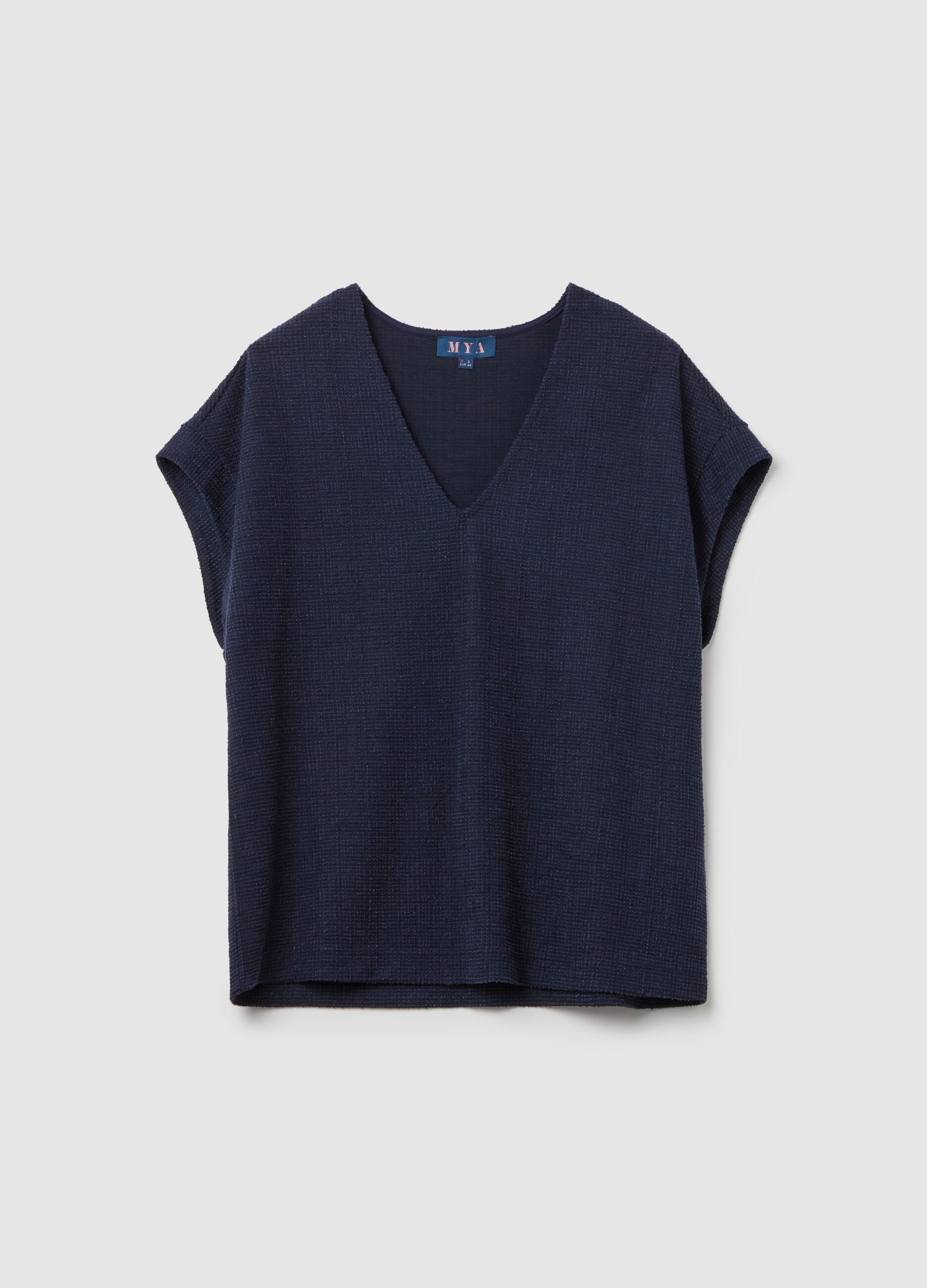 Curvy woven T-shirt with V neck