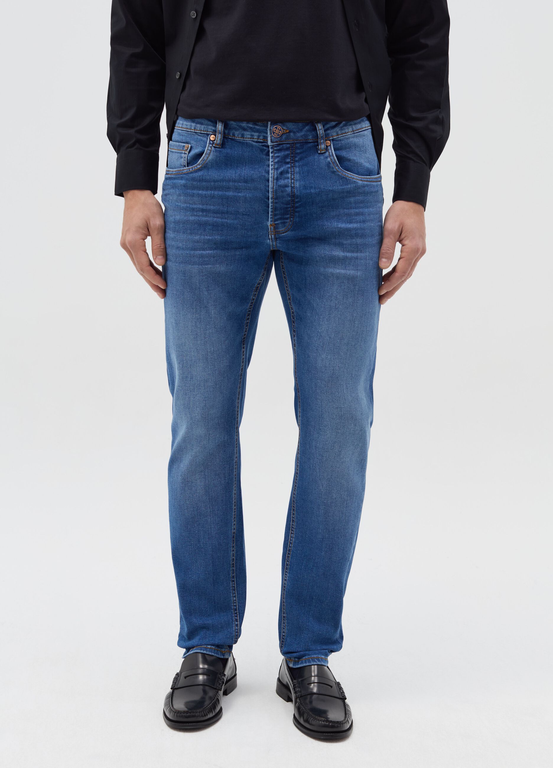 Slim-fit jeans with fading
