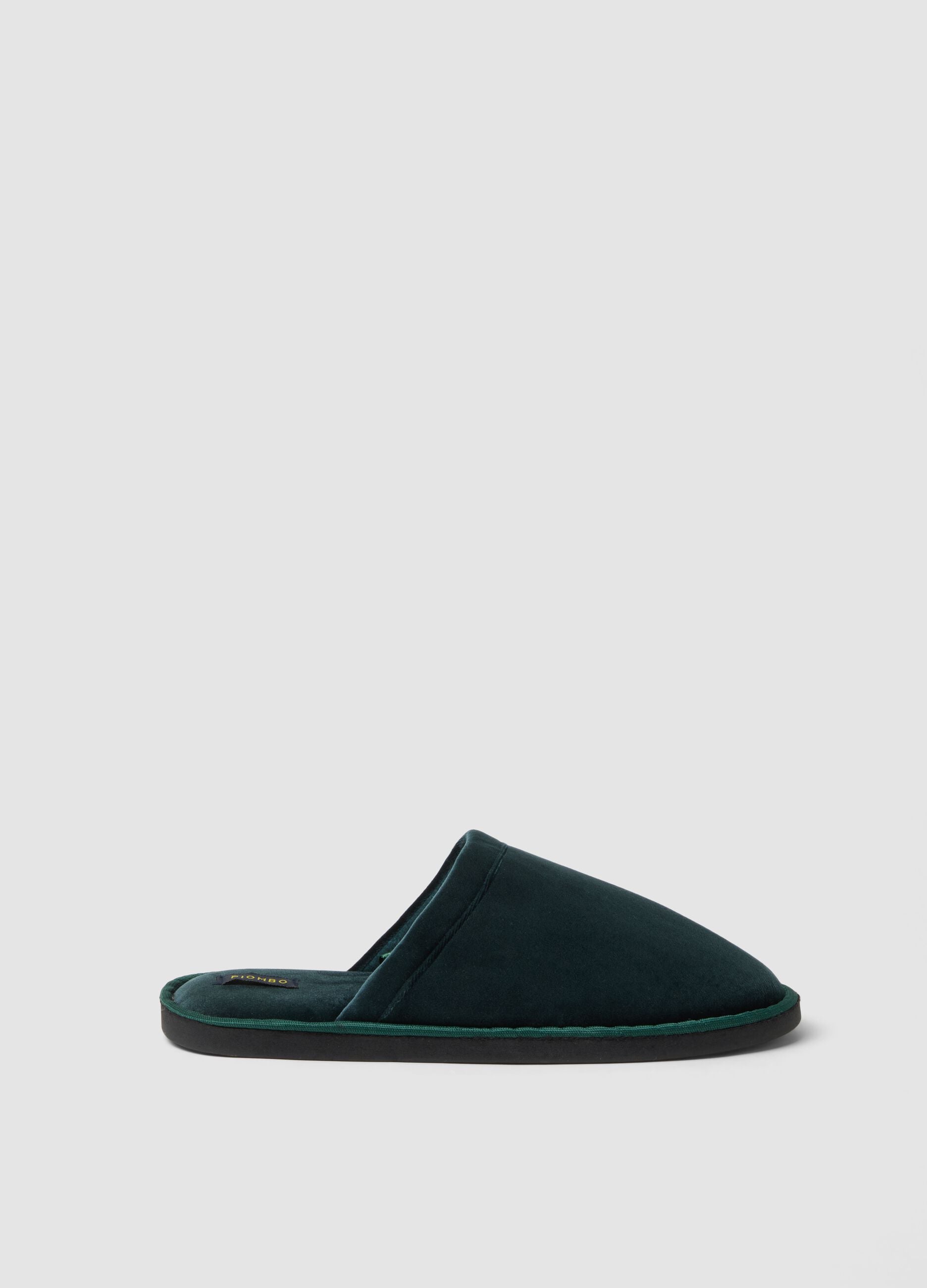 Padded green slippers for home