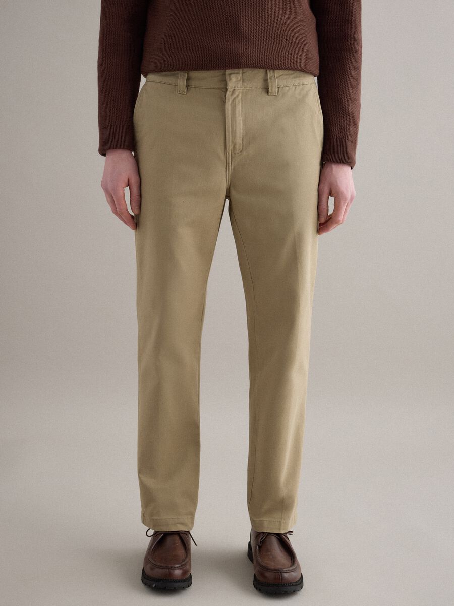 Pantaloni chino dritti in puro cotone twill beige regular fit_1