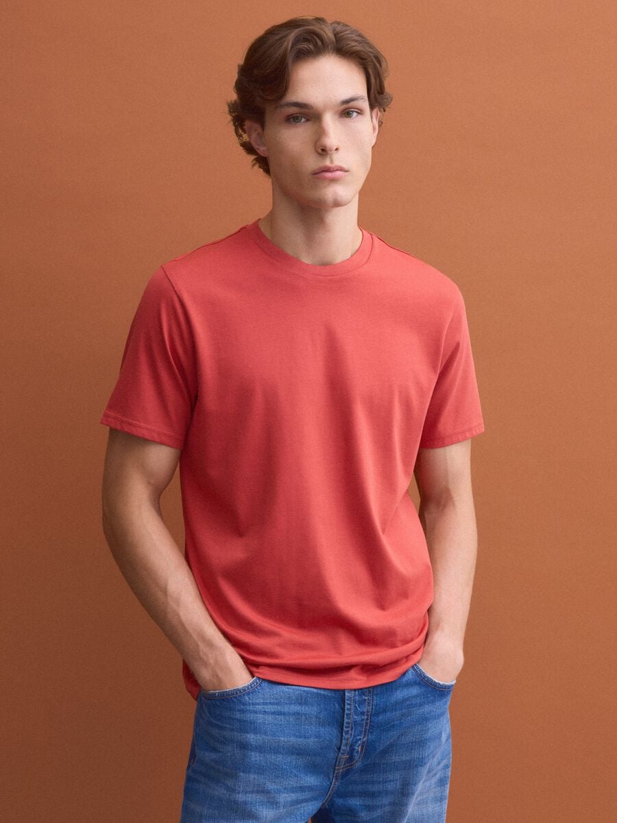 Red Supima cotton crew-neck T-shirt, regular fit_0